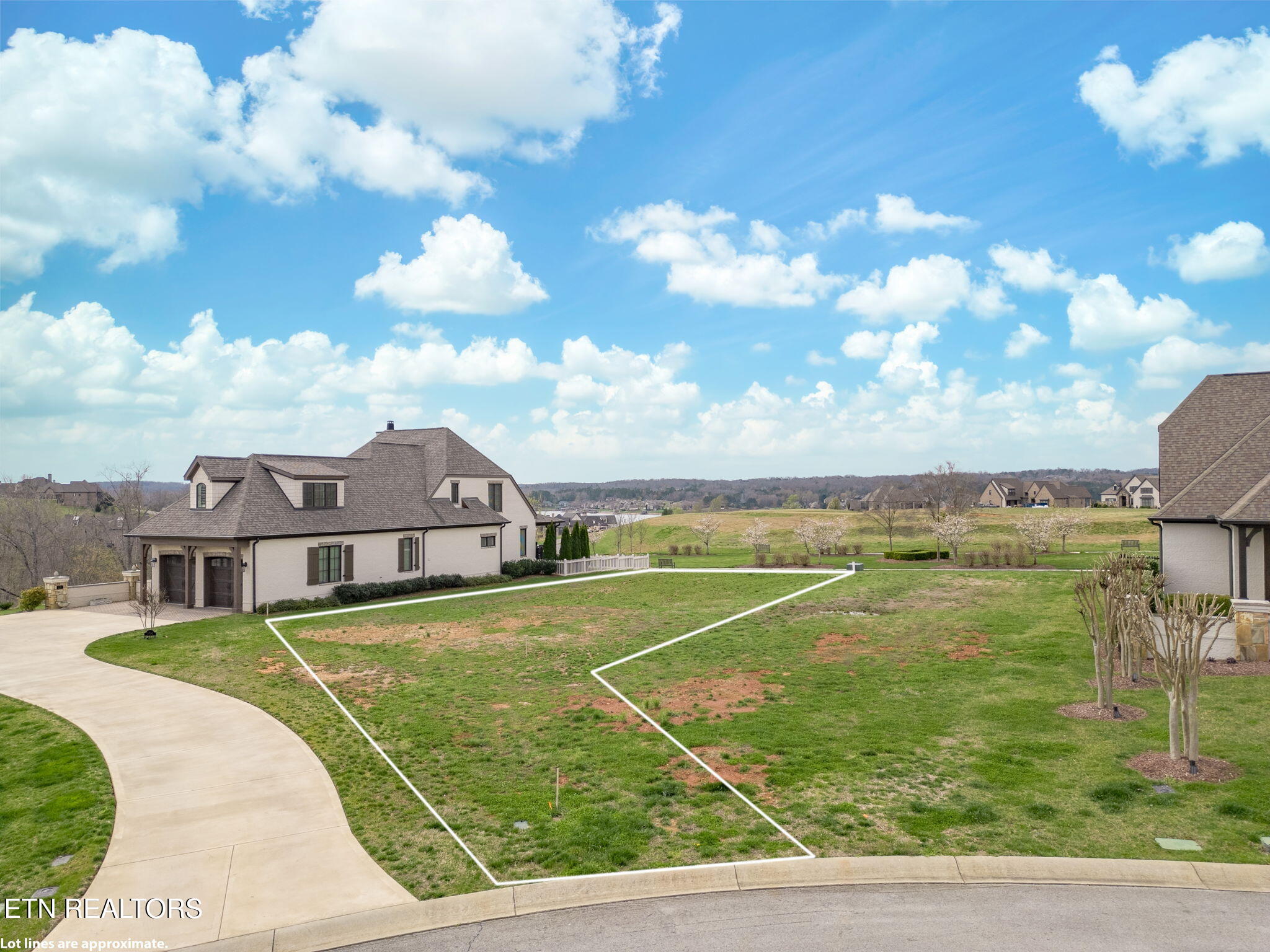 138 E Highlands Circle Lenoir City TN 37772