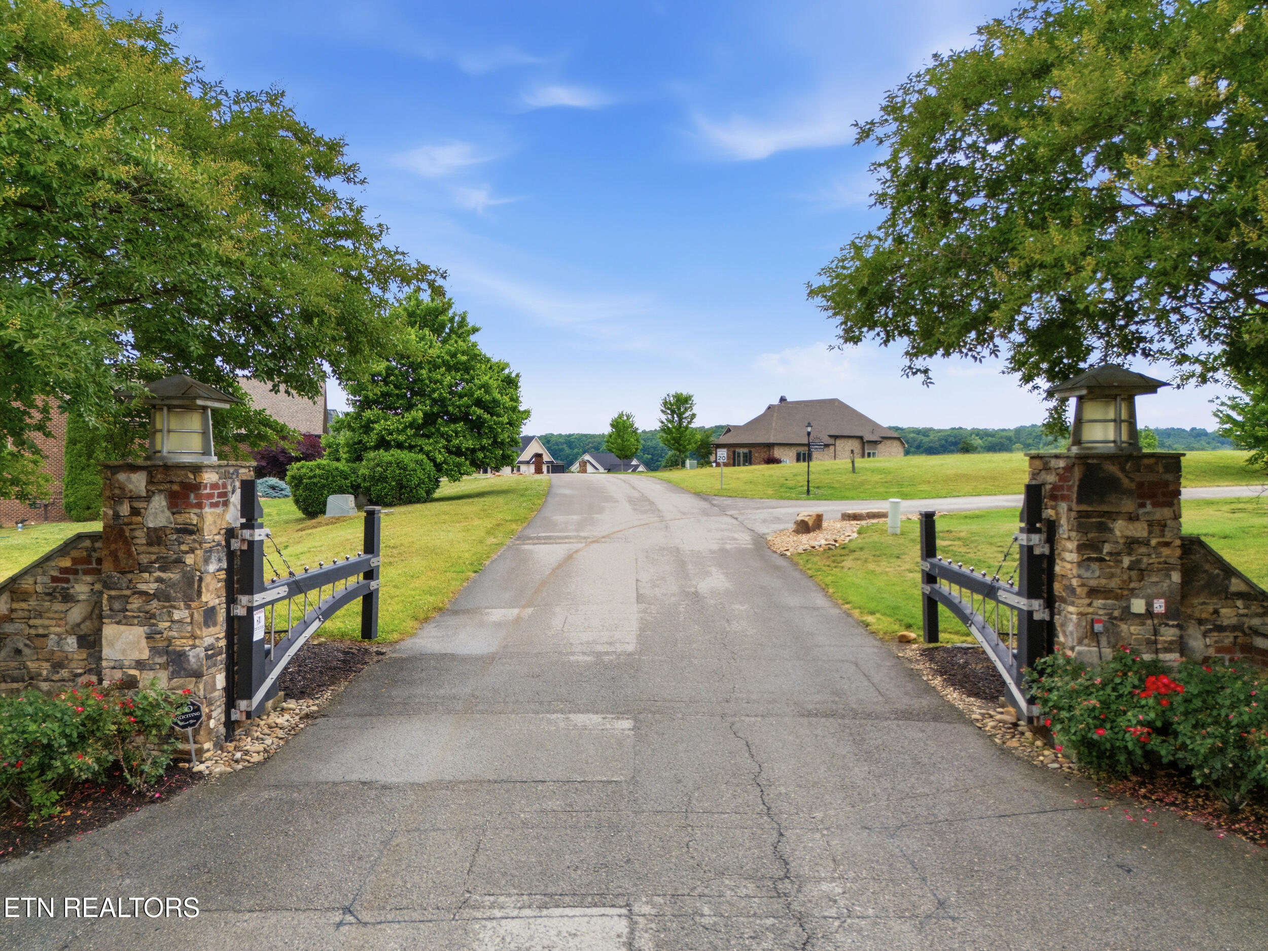 3402 Lanyard Lane Louisville TN 37777