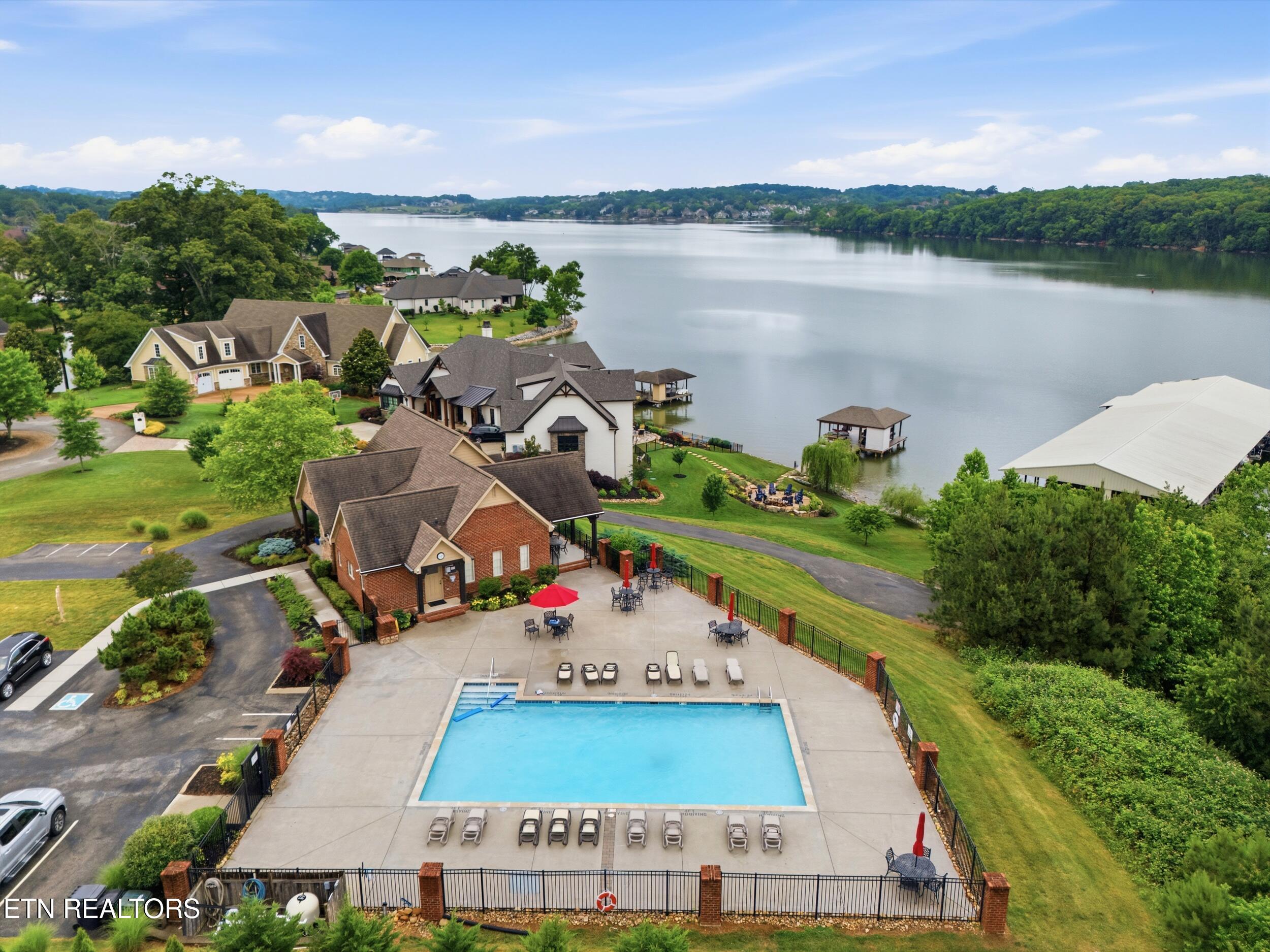 3402 Lanyard Lane Louisville TN 37777