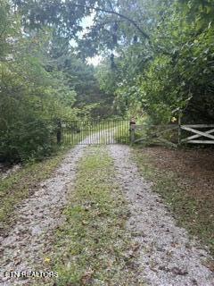 1955 Price Road Lenoir City TN 37771