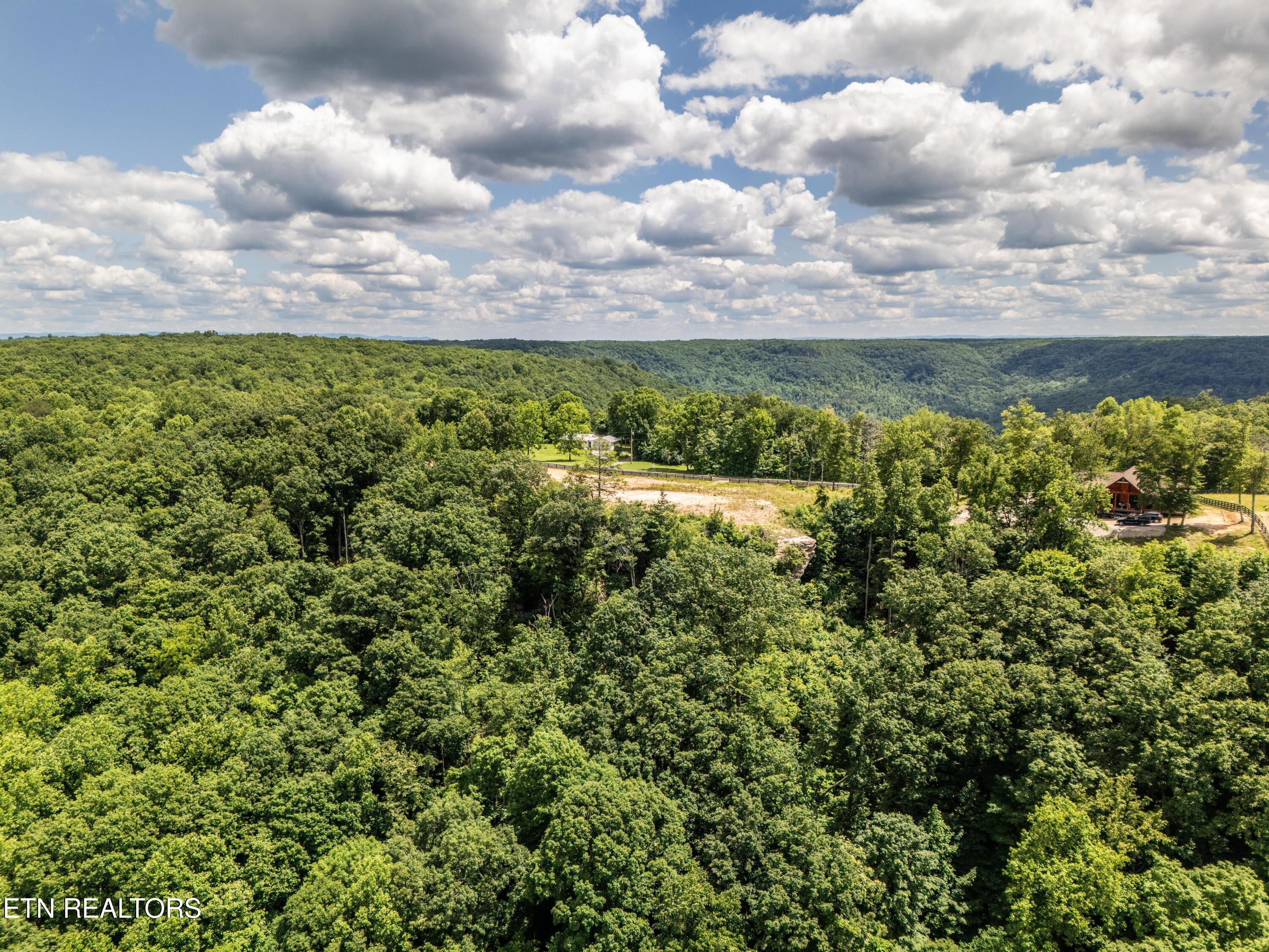 1.93AC Glenobey Road Jamestown TN 38556