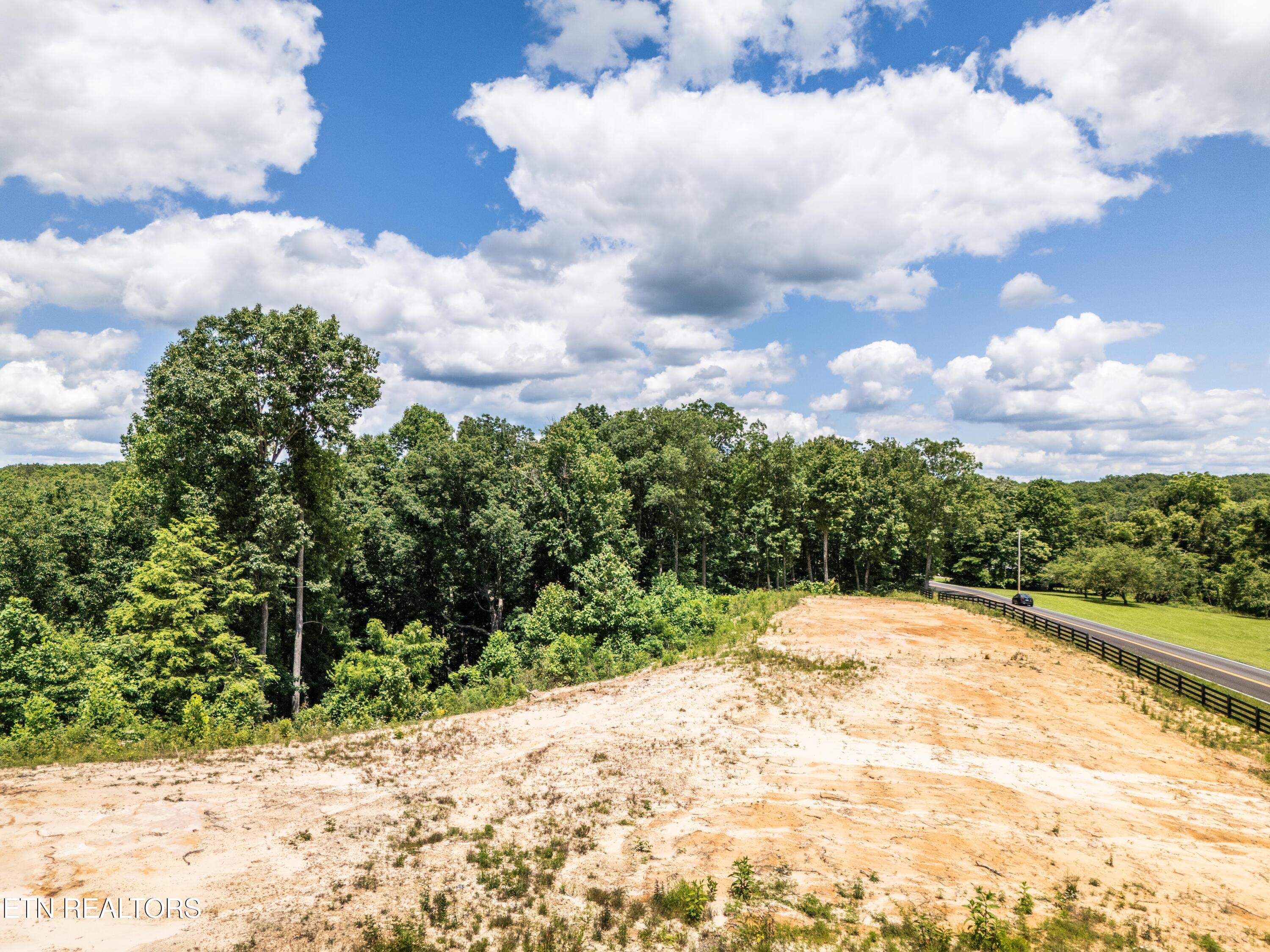 1.93AC Glenobey Road Jamestown TN 38556