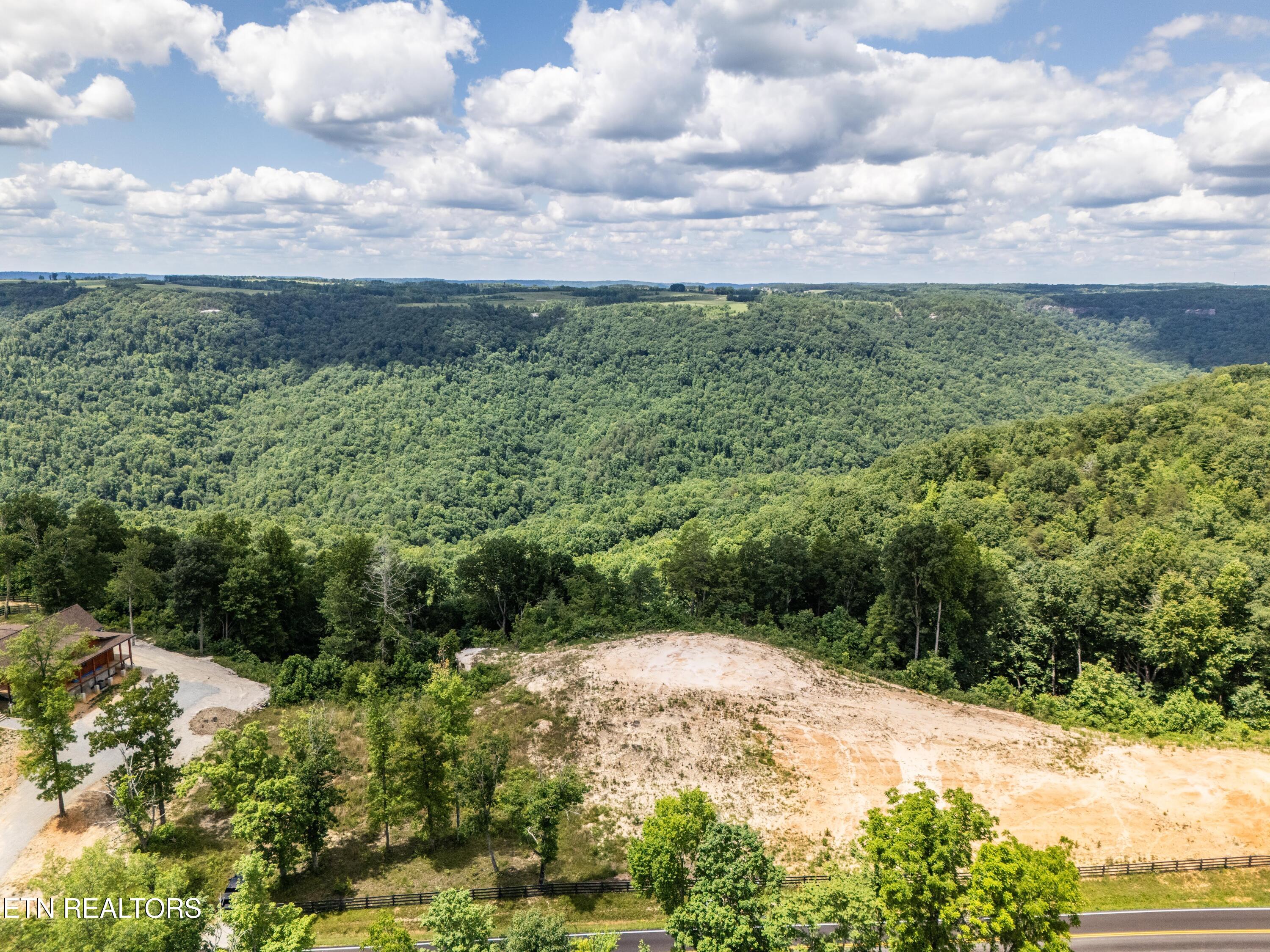 1.93AC Glenobey Road Jamestown TN 38556