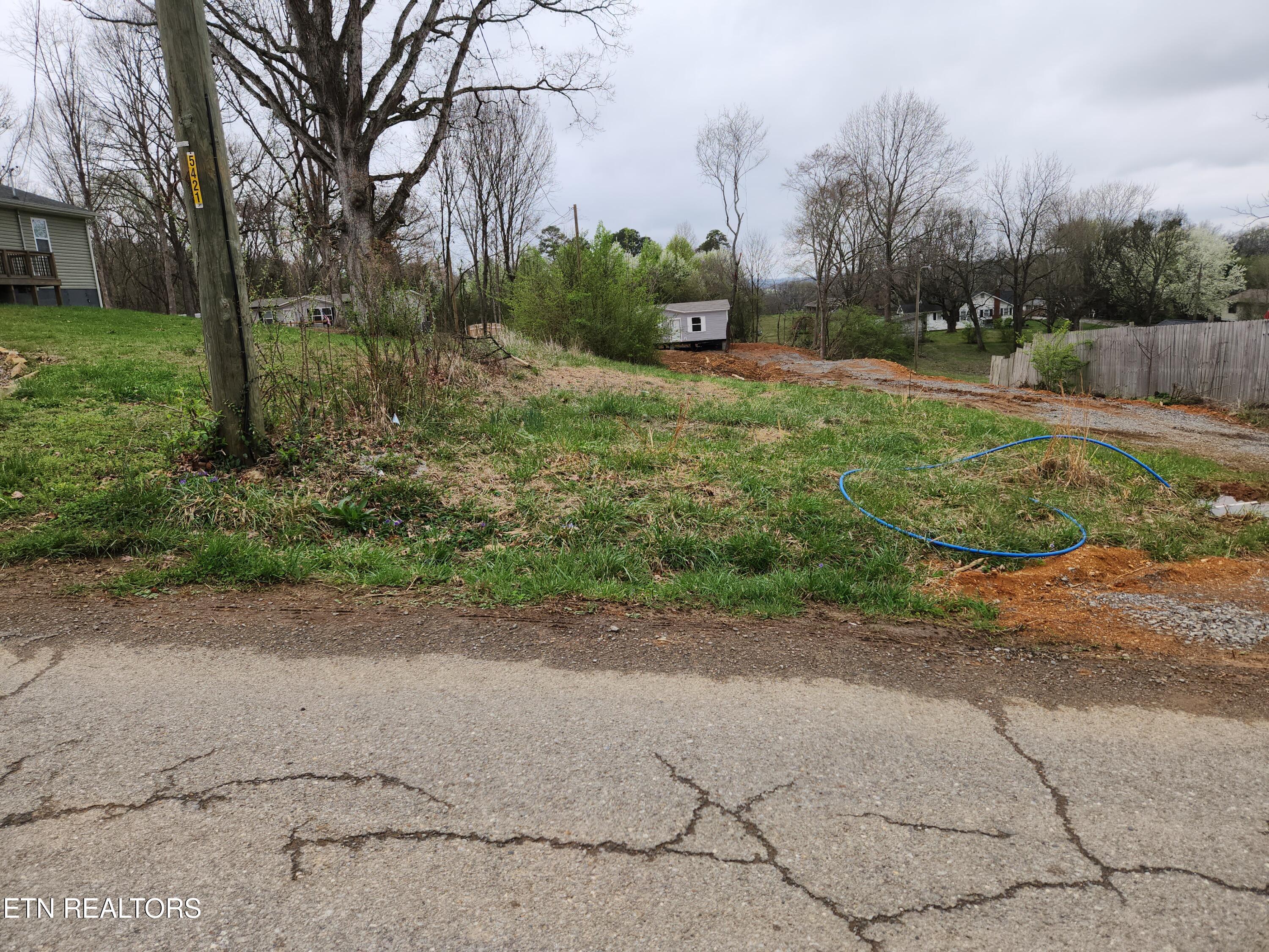 000 Lynman Street Athens TN 37303