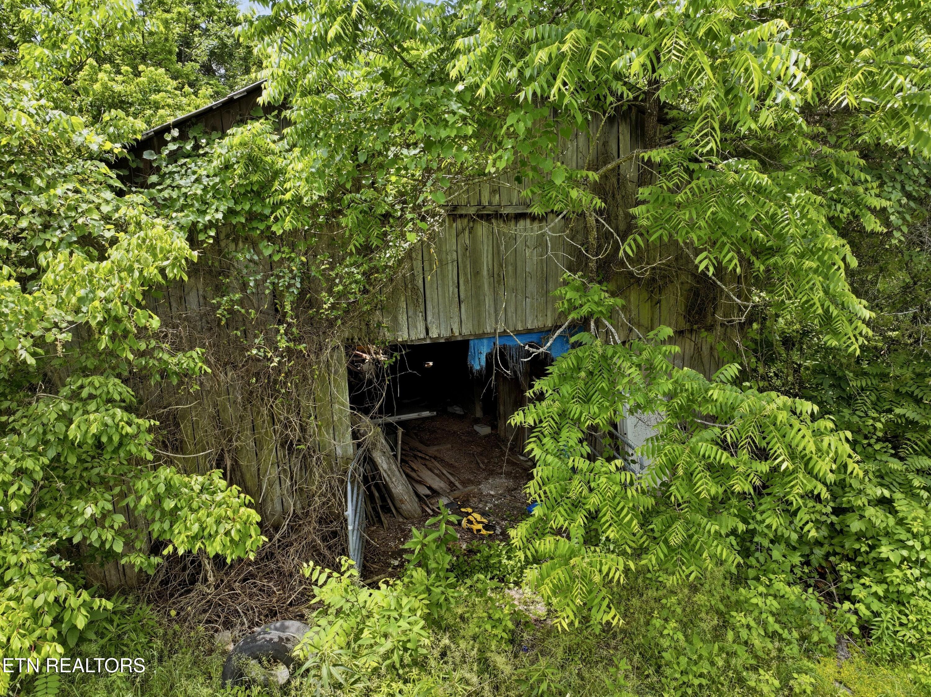 136 Clinchview Lane Washburn TN 37888