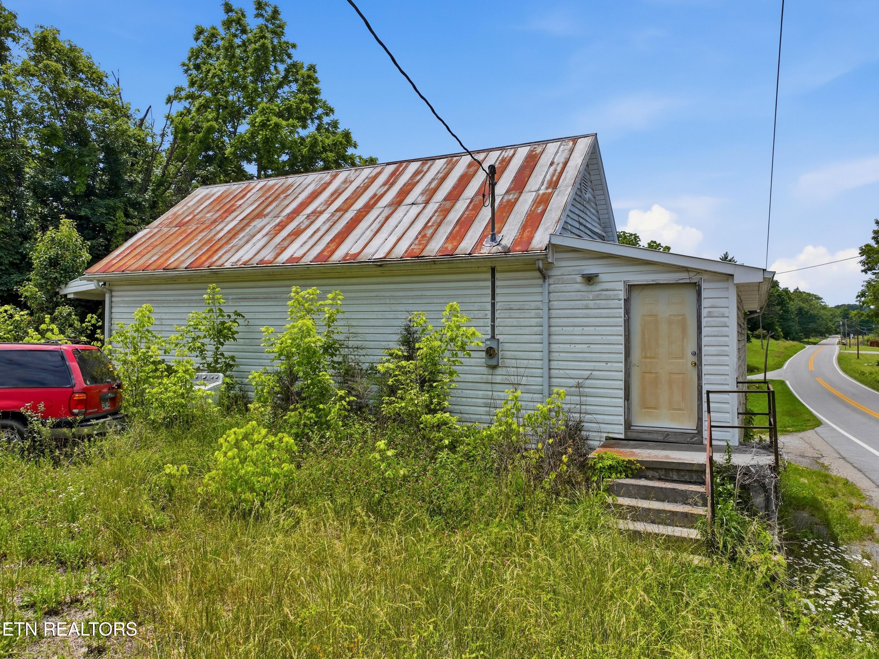 136 Clinchview Lane Washburn TN 37888