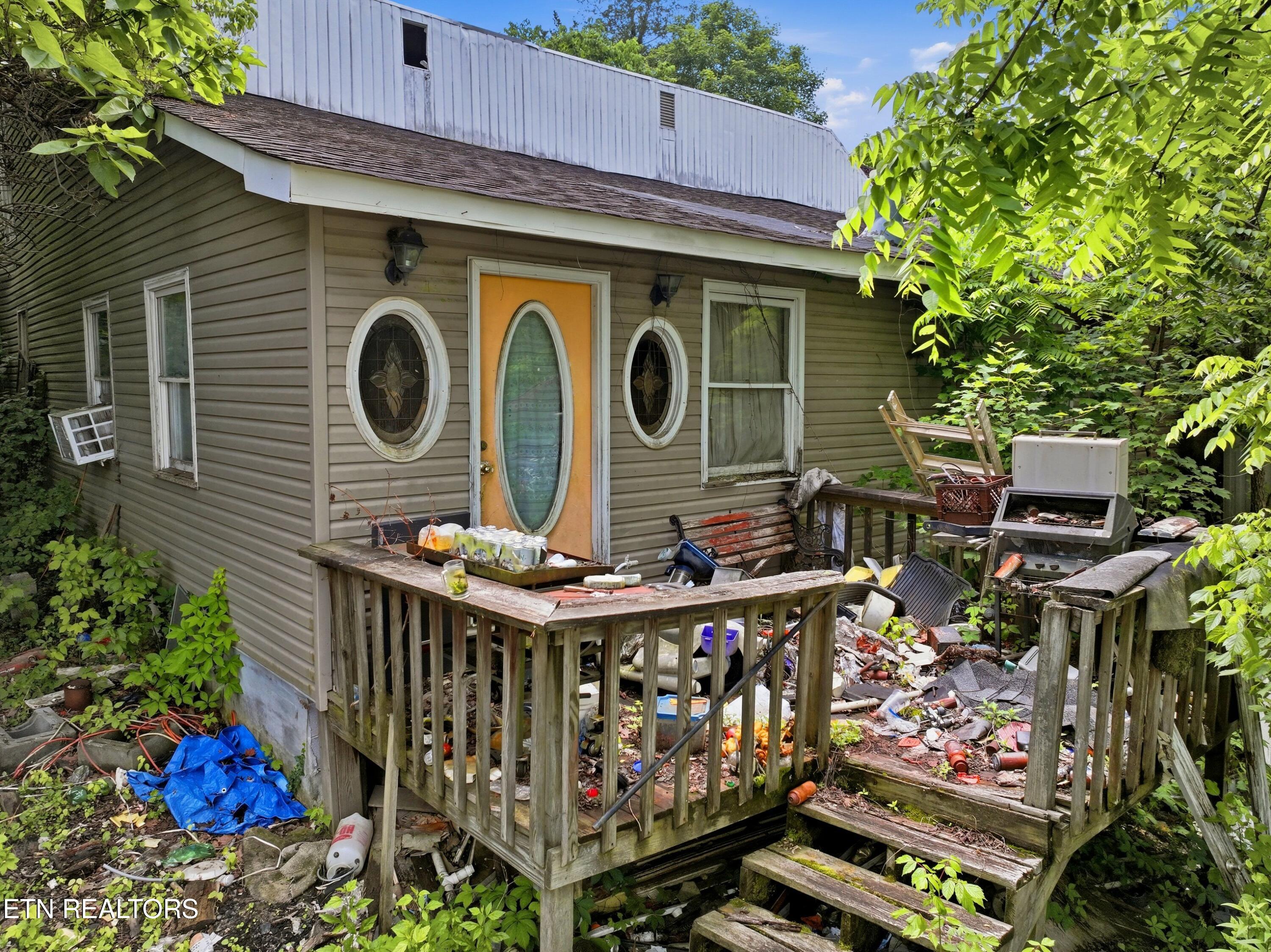 136 Clinchview Lane Washburn TN 37888