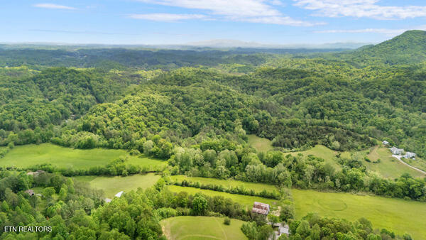 S Rogers Road Seymour TN 37865