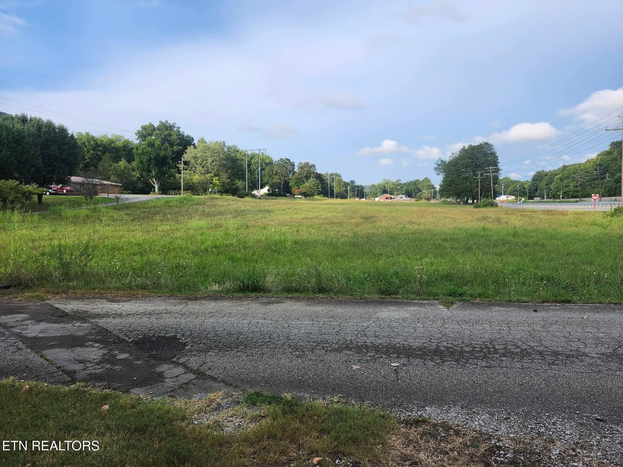 112 Ridgecrest Road Harriman TN 37748