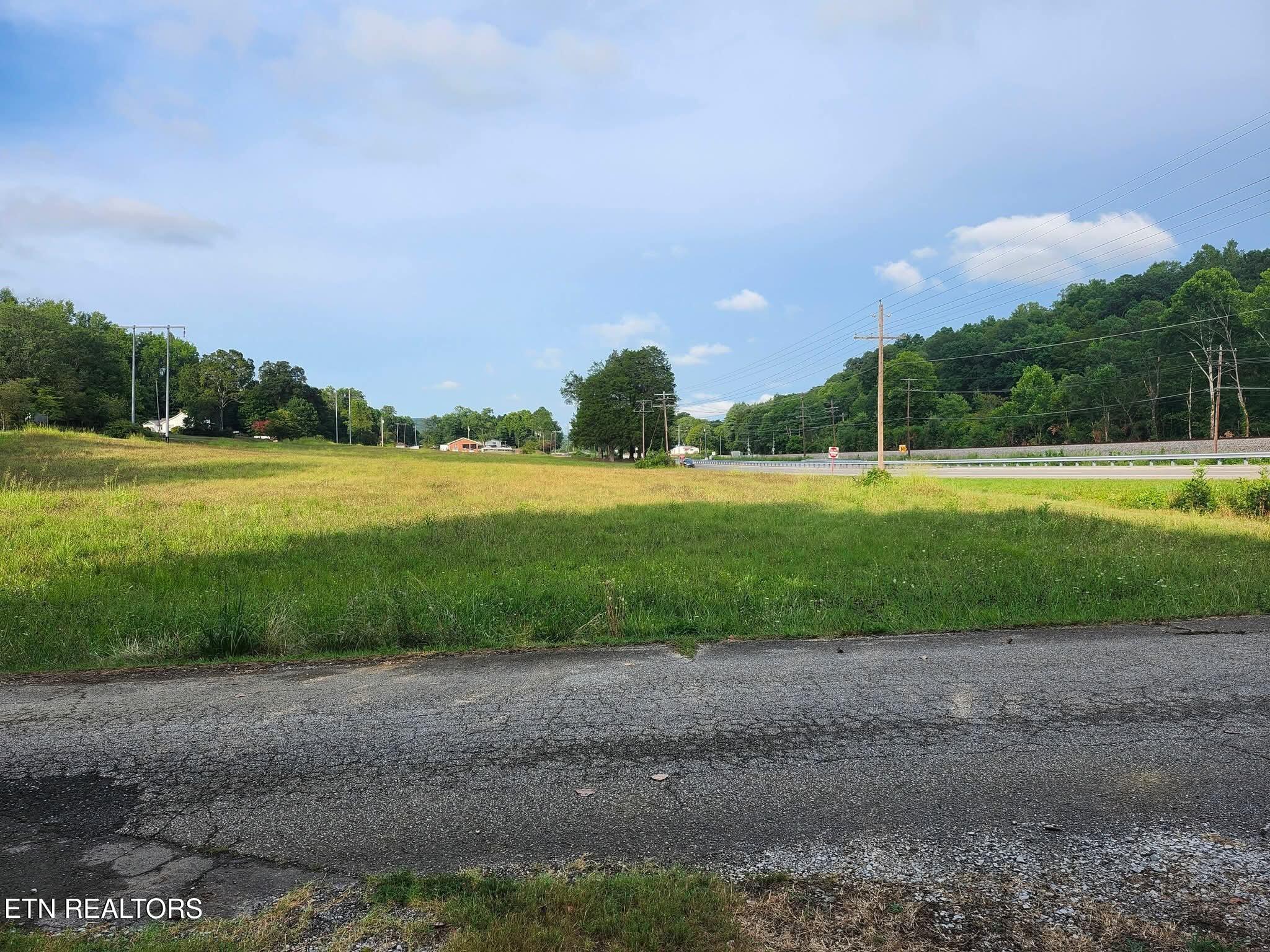112 Ridgecrest Road Harriman TN 37748