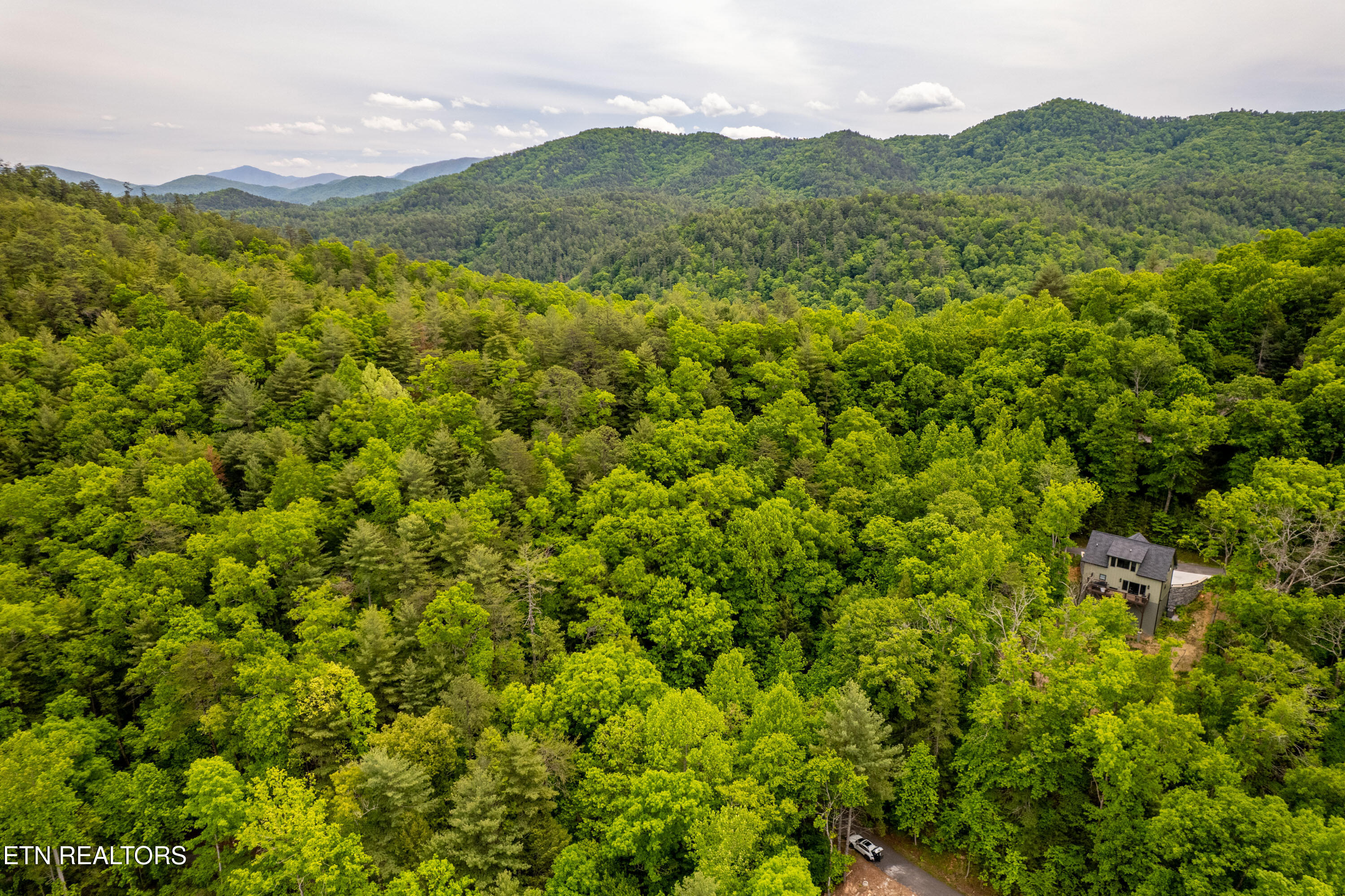 914 Stonegate Way Townsend TN 37882