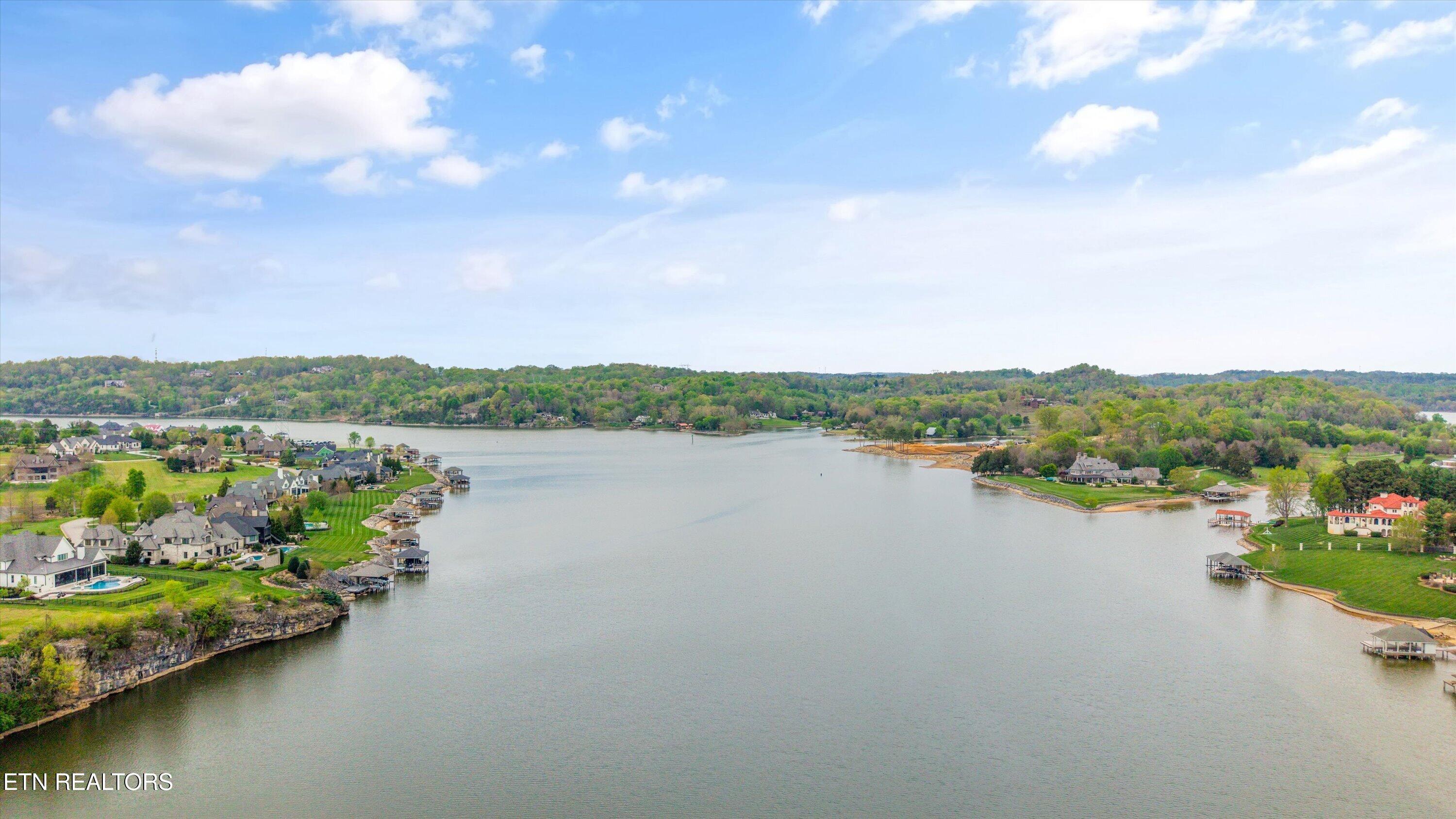 3623 Lashbrooke Way Louisville TN 37777