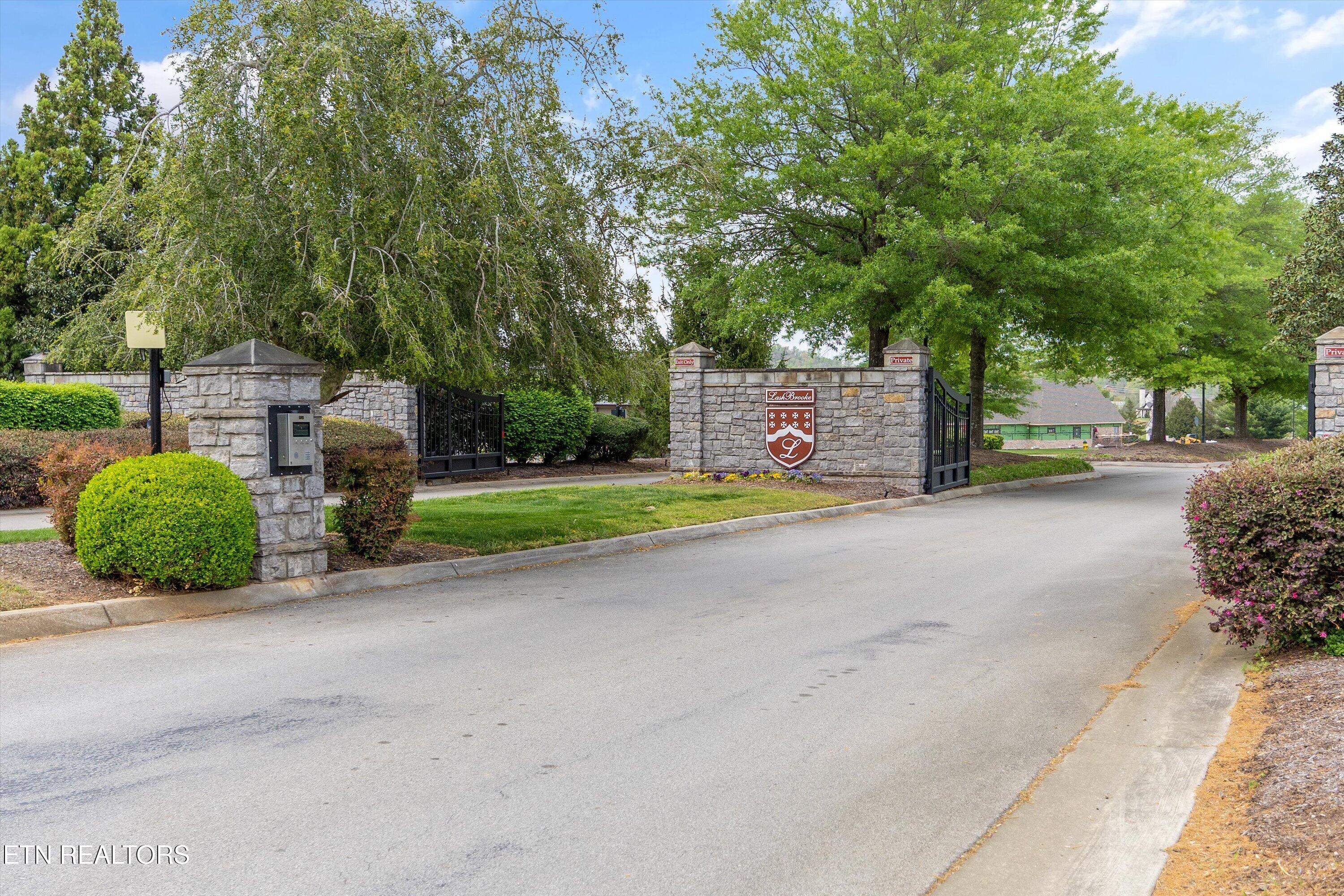 3623 Lashbrooke Way Louisville TN 37777