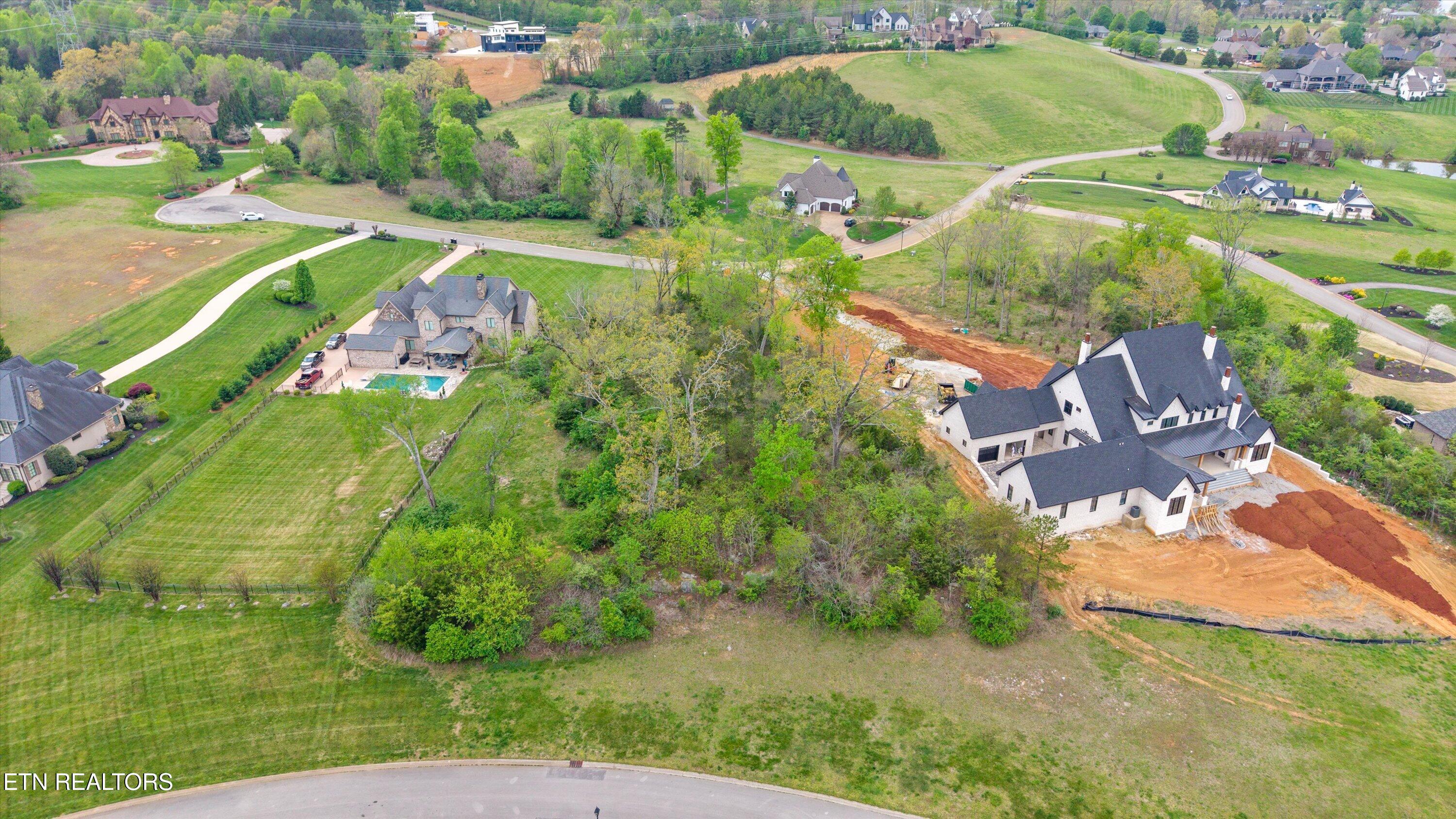 3623 Lashbrooke Way Louisville TN 37777