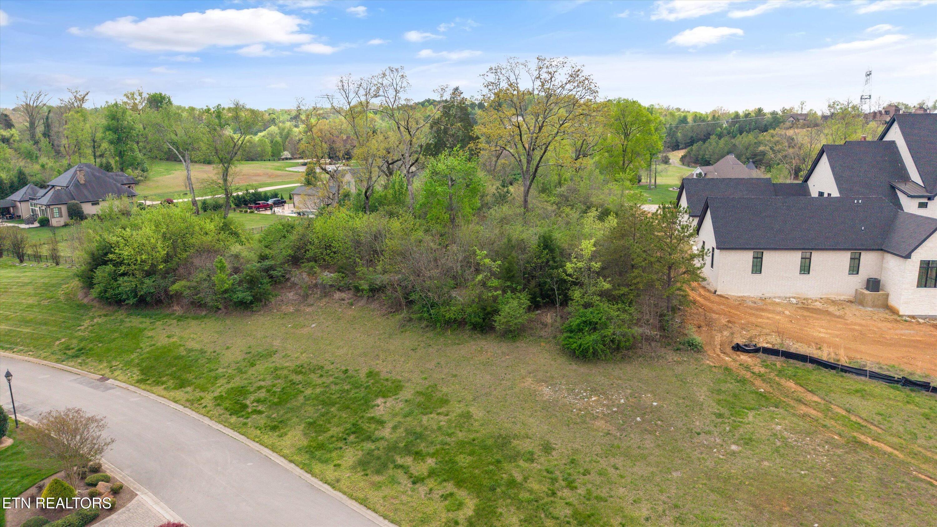 3623 Lashbrooke Way Louisville TN 37777