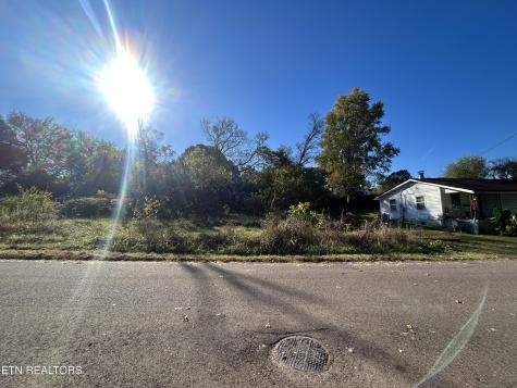 3856 Cluster Street Knoxville TN 37914