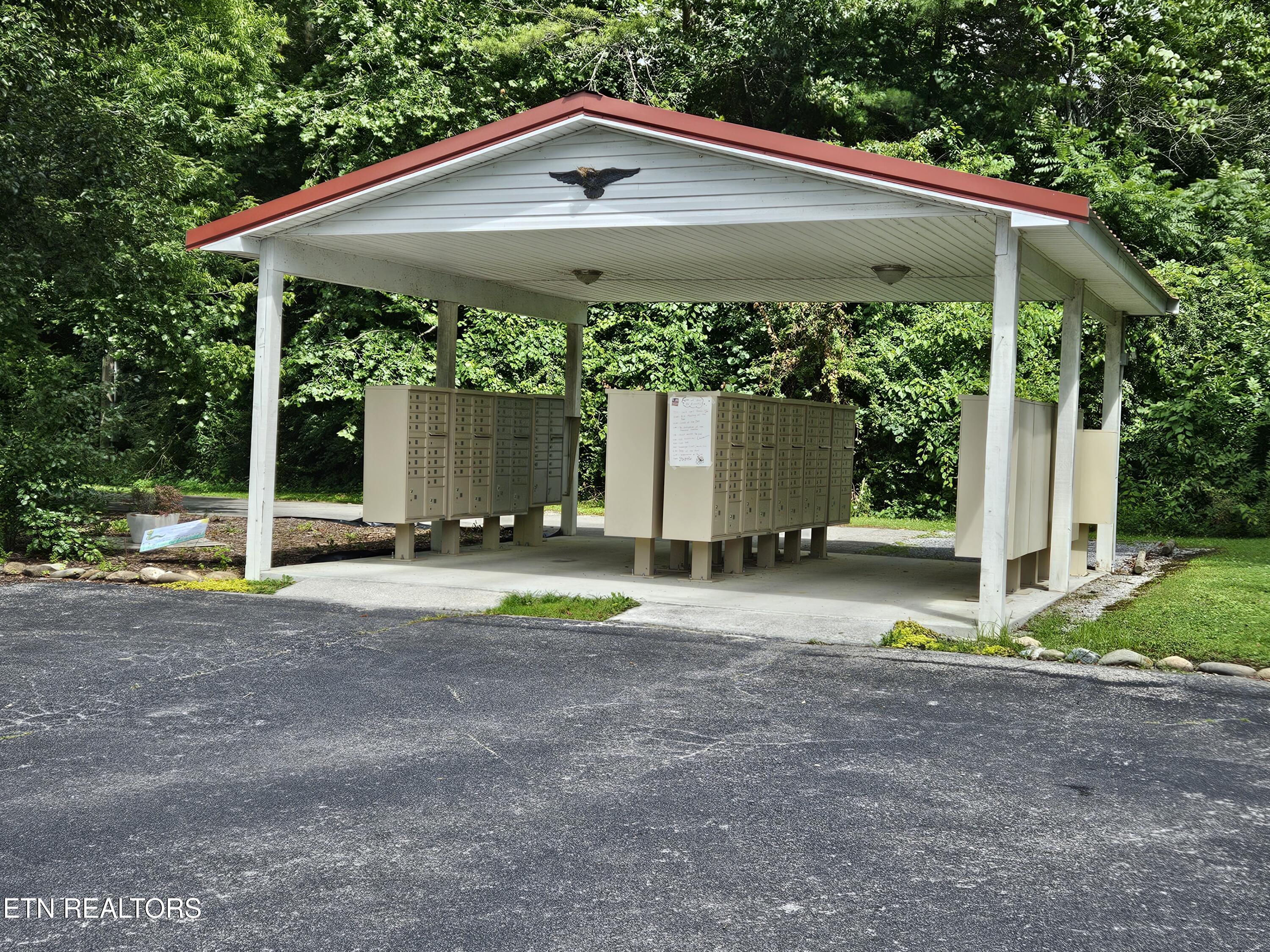417 Mountain Thrush Drive Townsend TN 37882