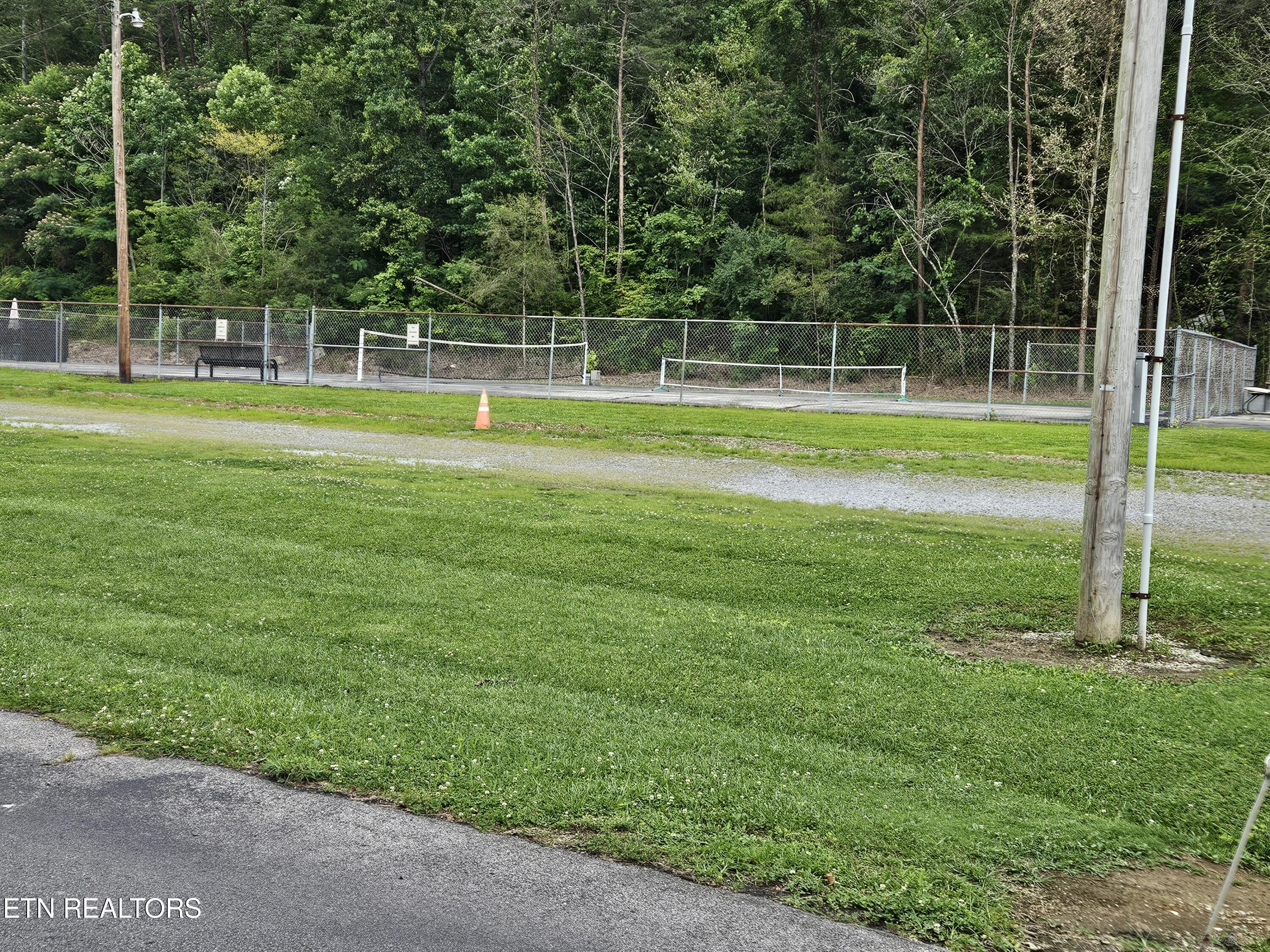 417 Mountain Thrush Drive Townsend TN 37882