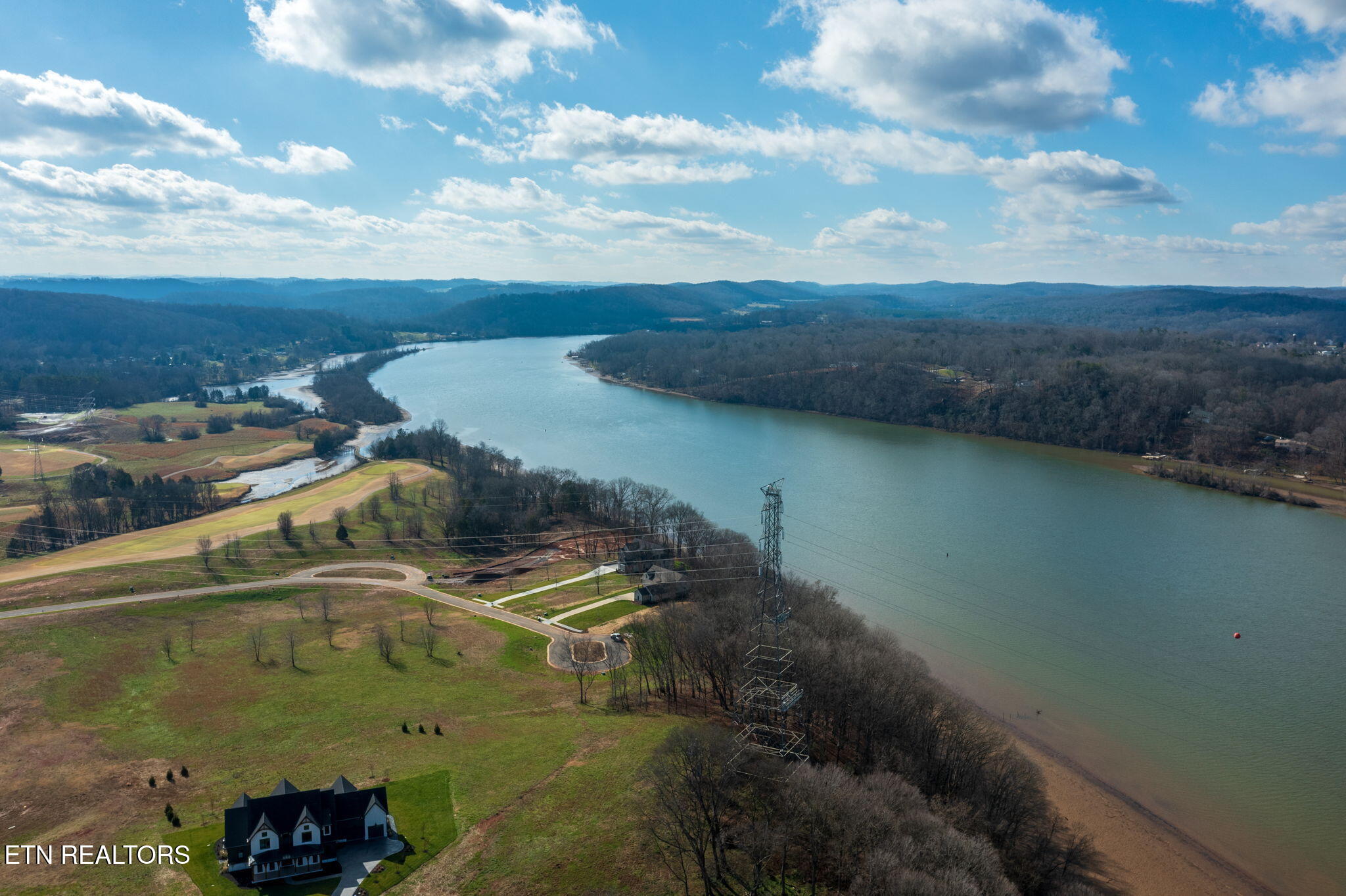 2198 Mockingbird Lane Loudon TN 37774