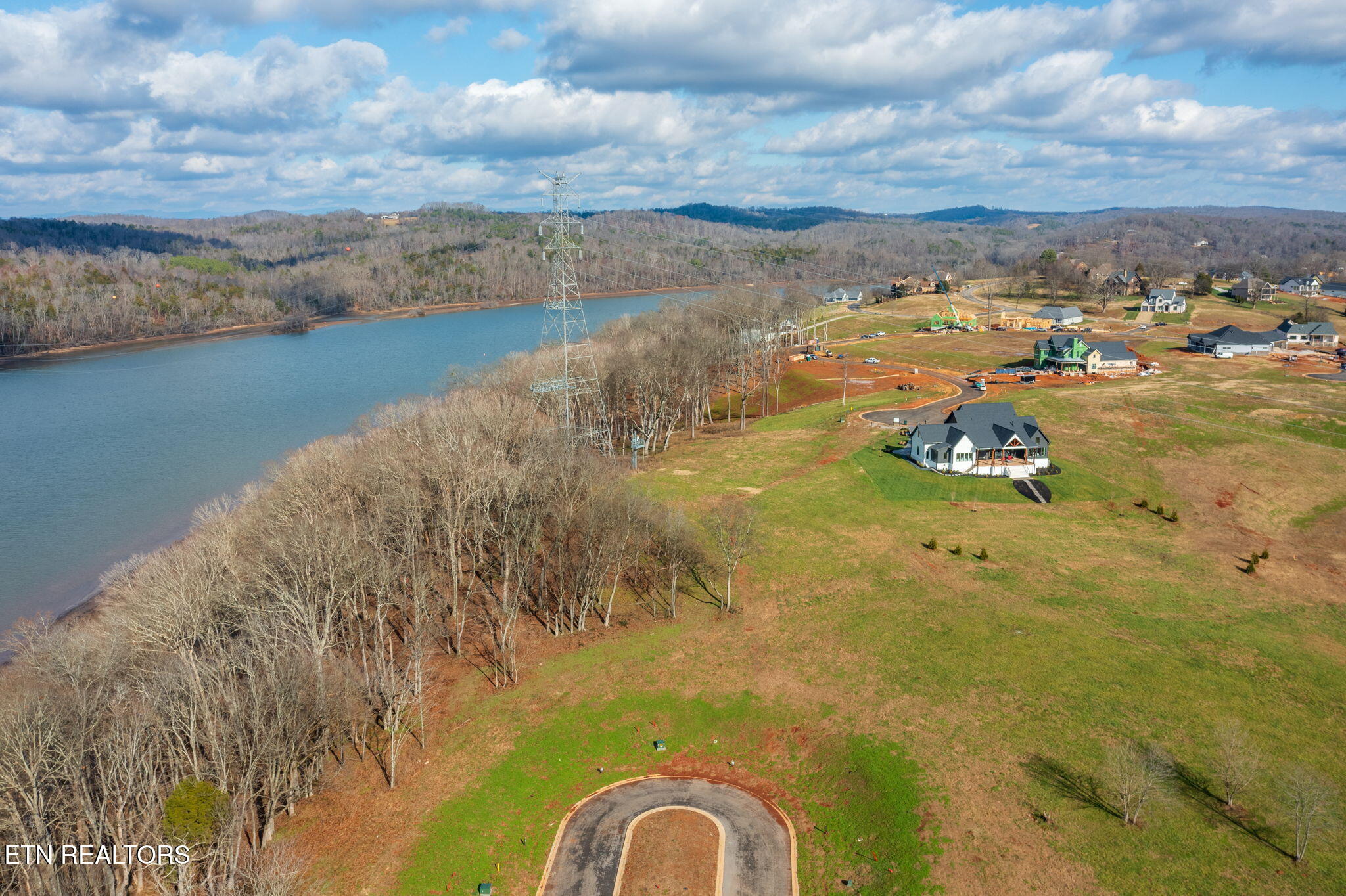 2198 Mockingbird Lane Loudon TN 37774