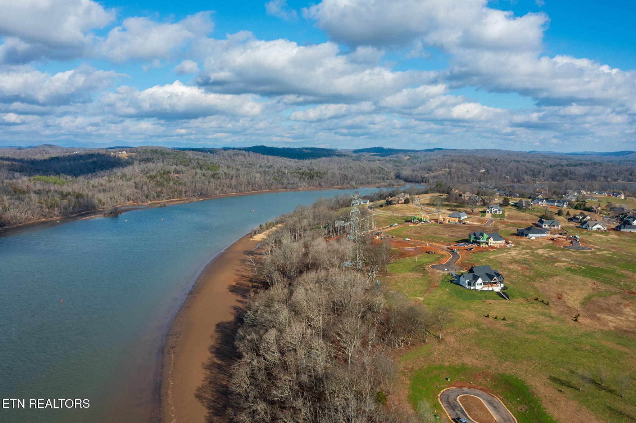 2198 Mockingbird Lane Loudon TN 37774