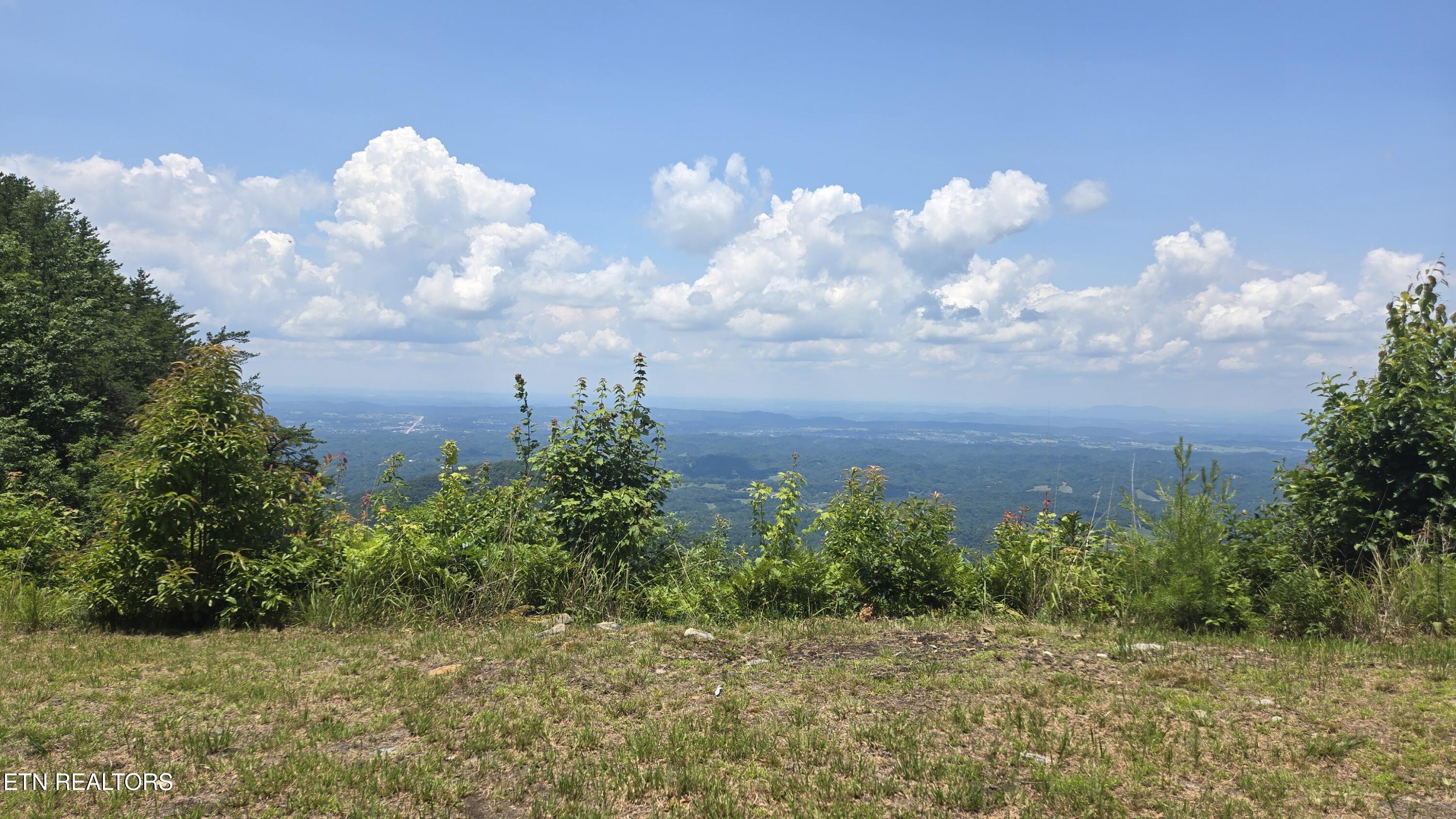 00 Top Road Sevierville TN 37876