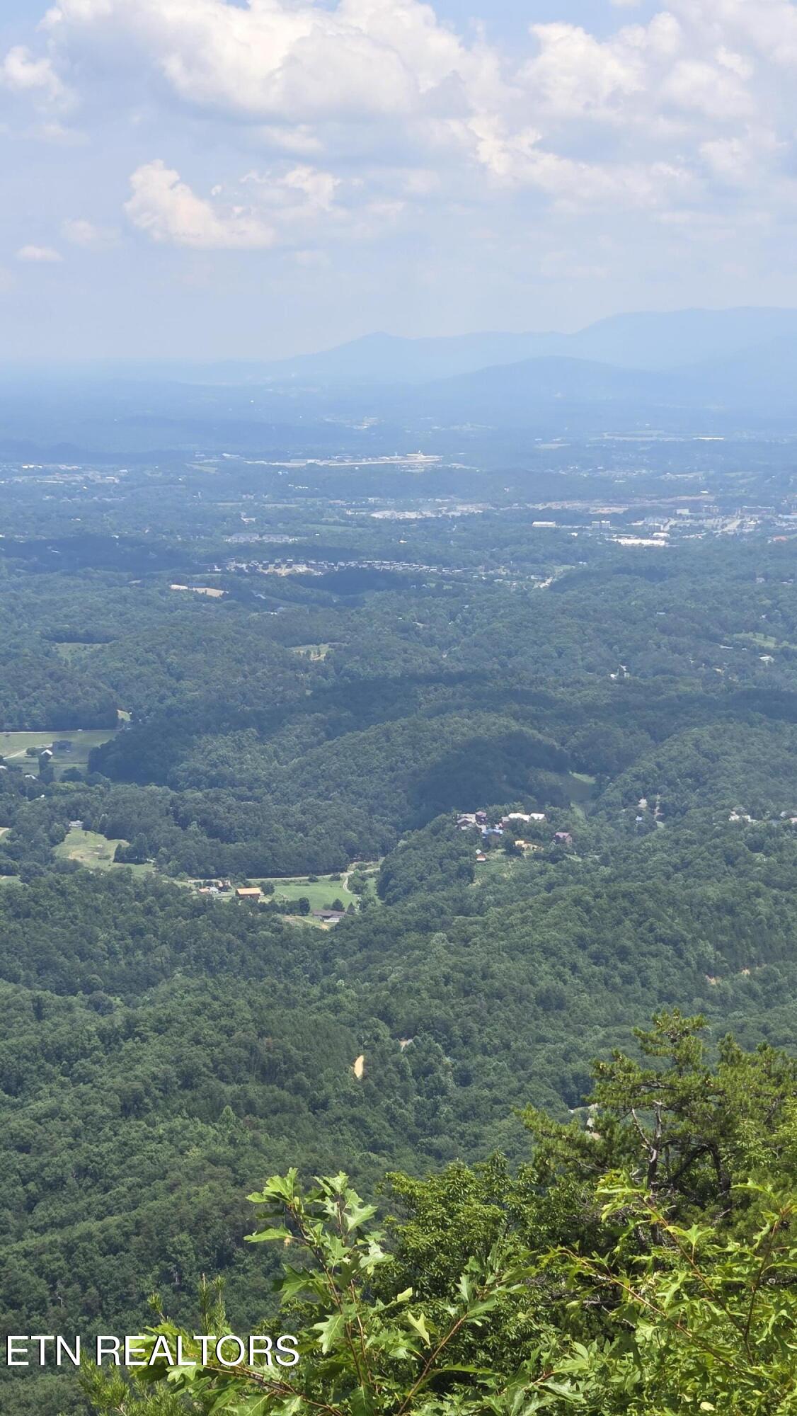 00 Top Road Sevierville TN 37876
