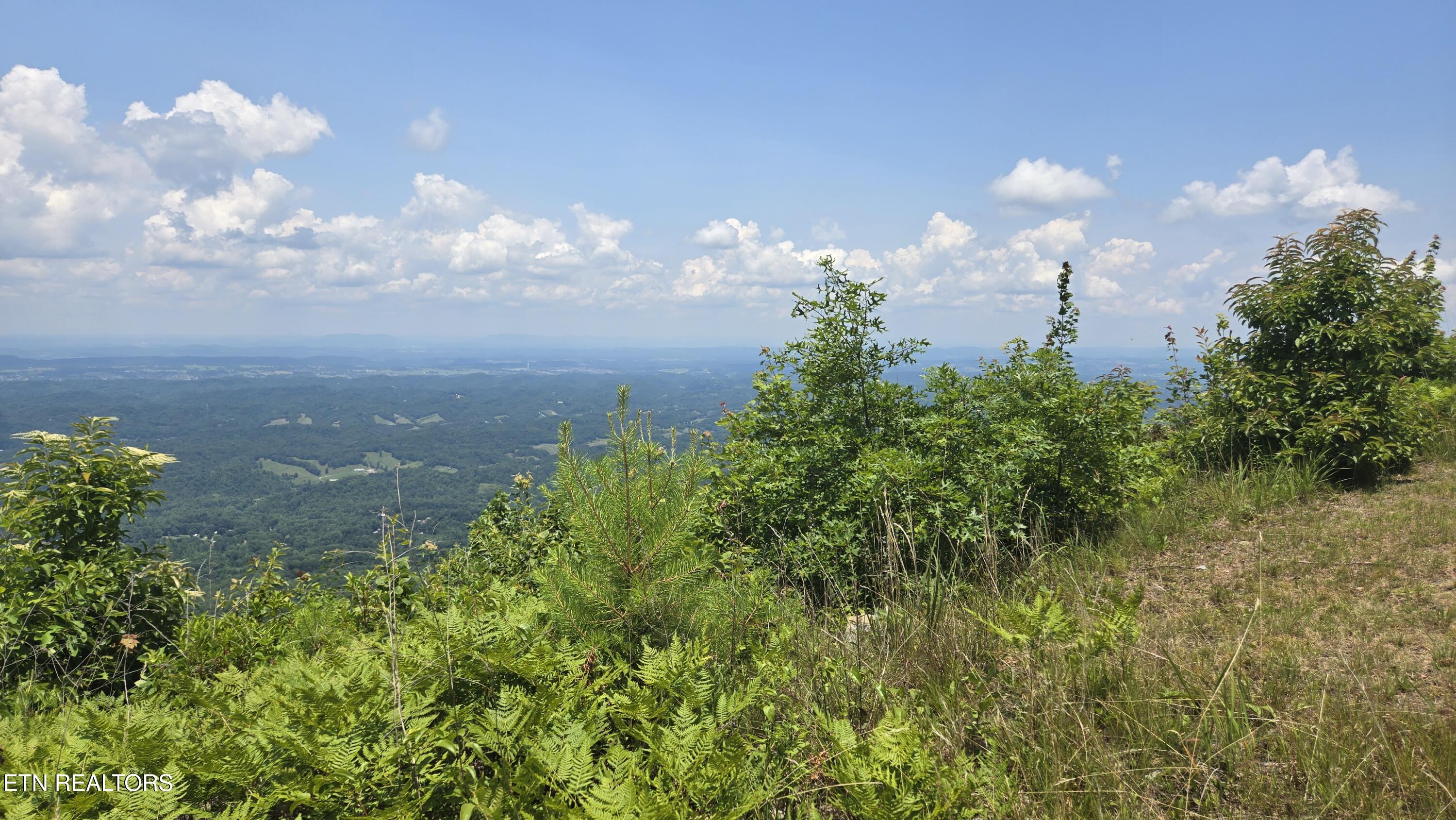 00 Top Road Sevierville TN 37876