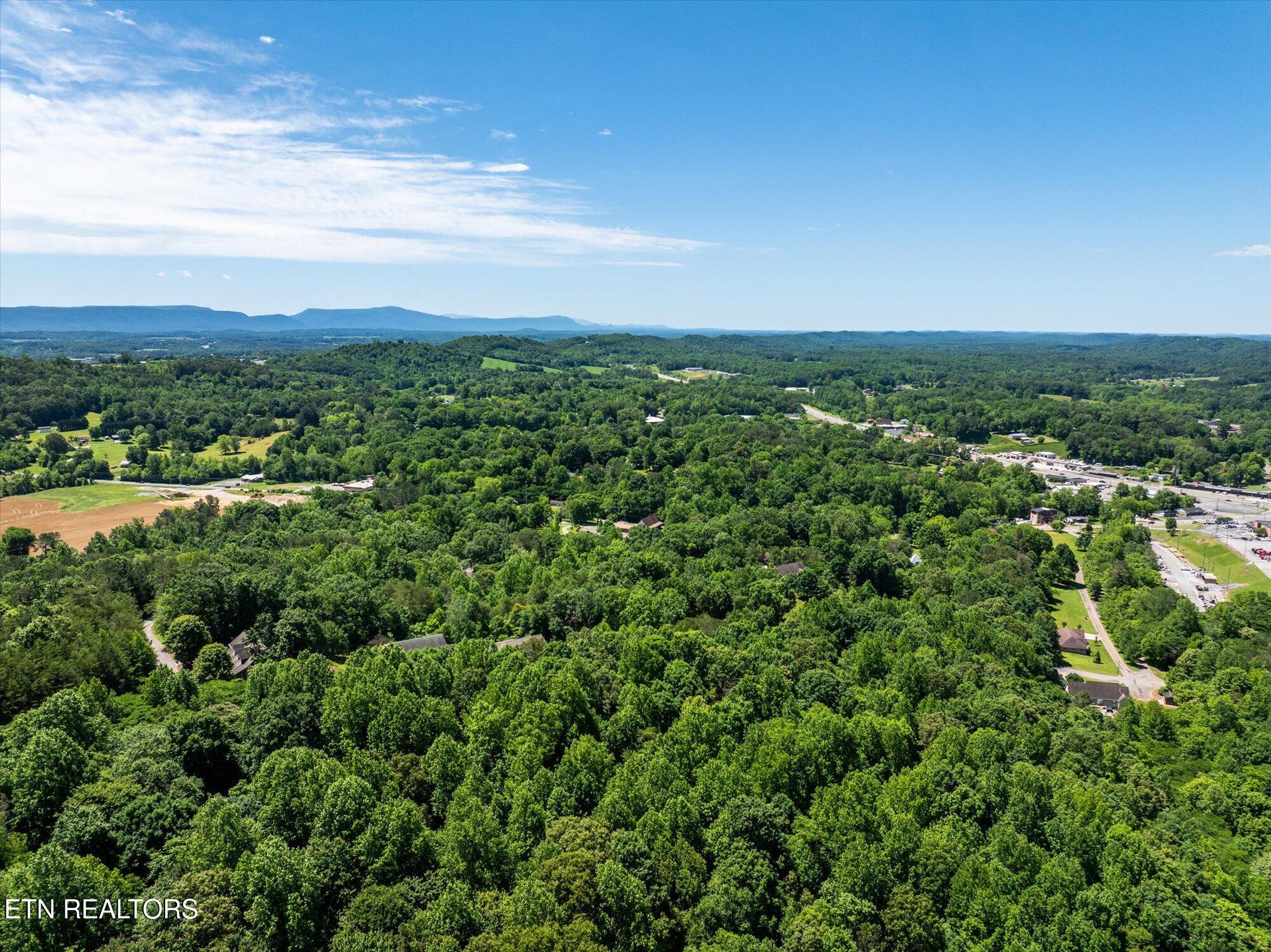 000 Chestnut Hill Drive Athens TN 37303