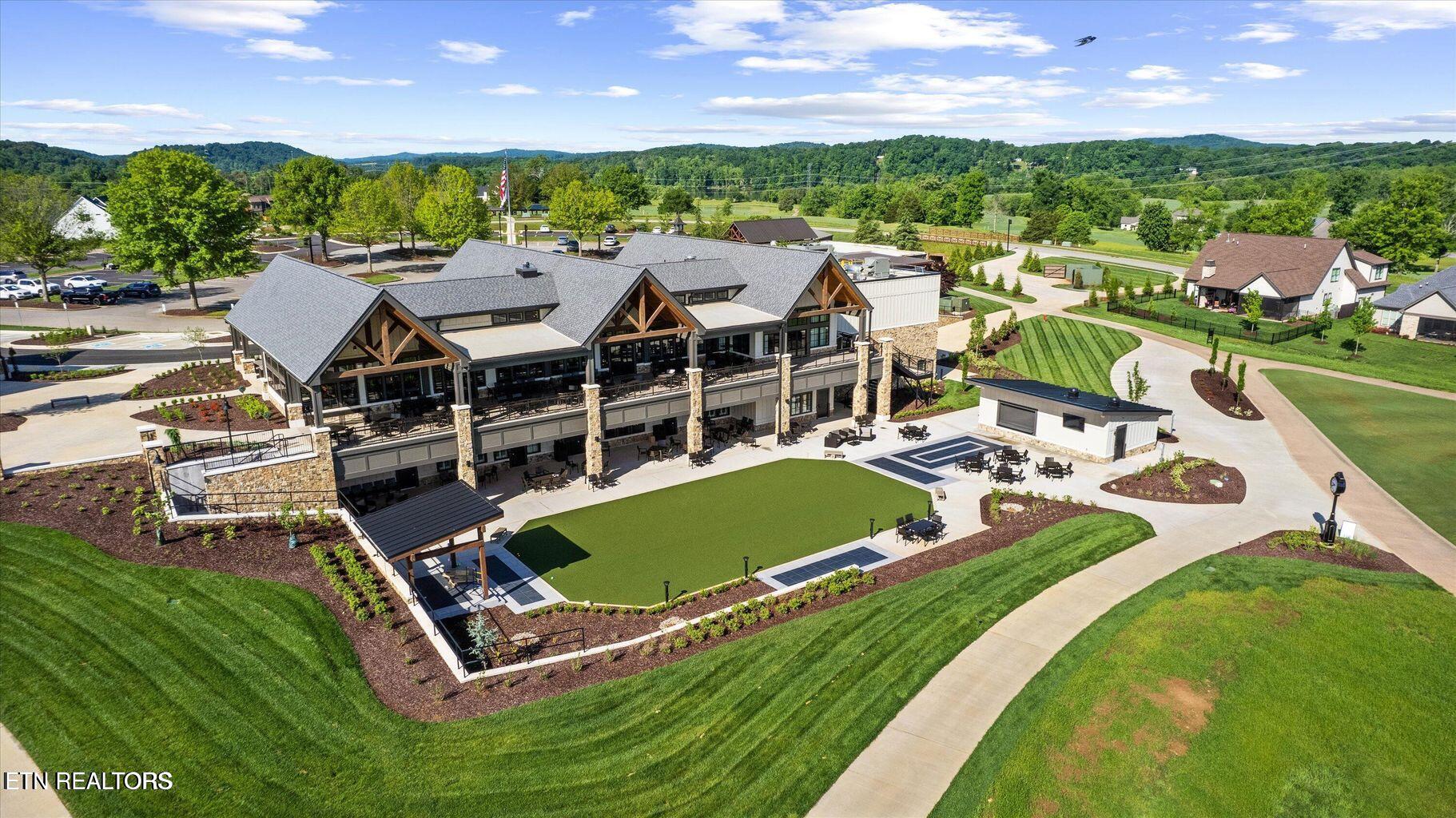 1700 Black Bear Circle Loudon TN 37774