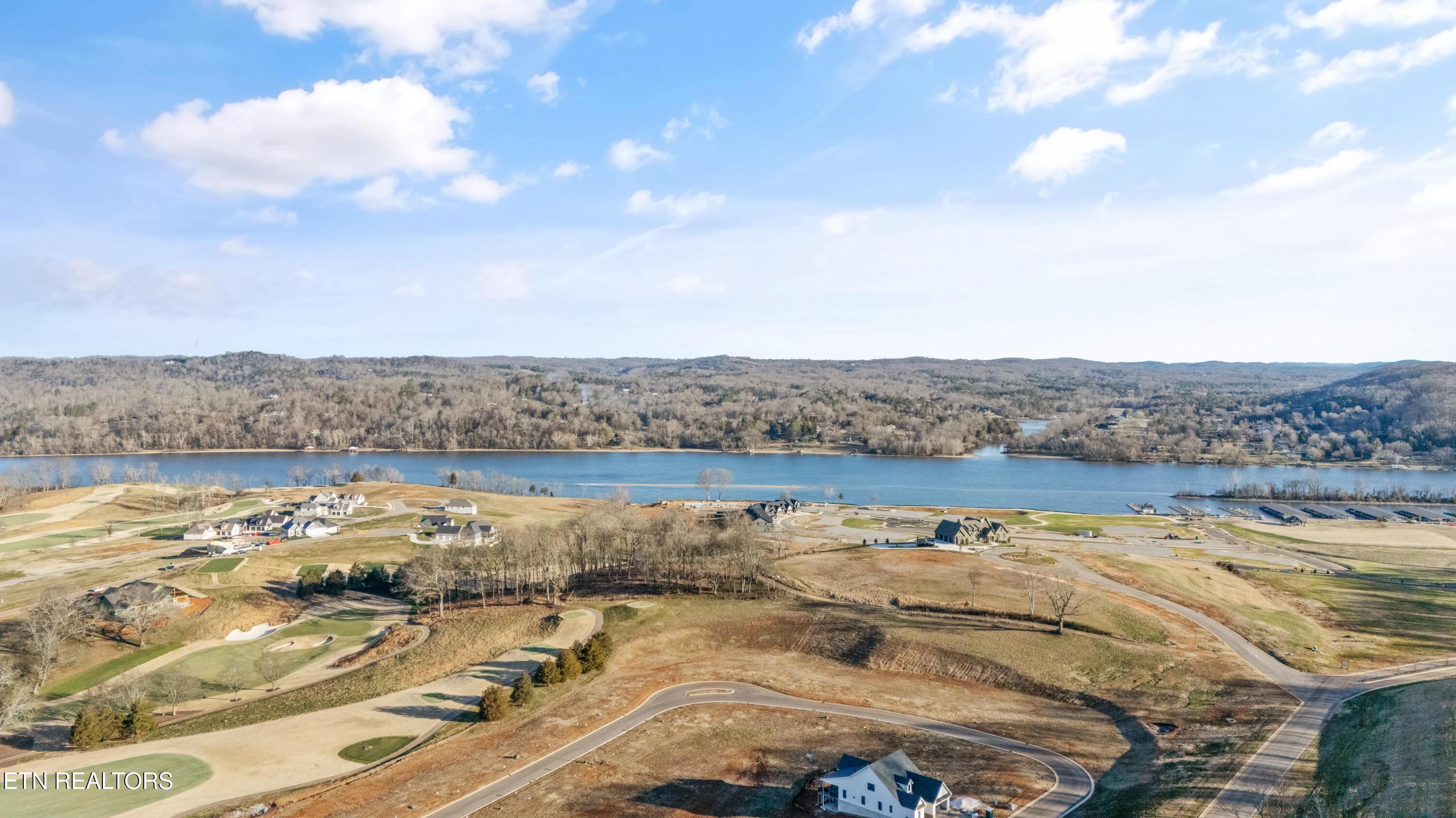 1700 Black Bear Circle Loudon TN 37774