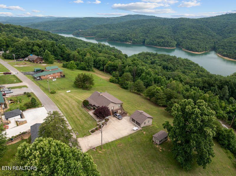 976 Livingston Boat Dock Road Allons TN 38541