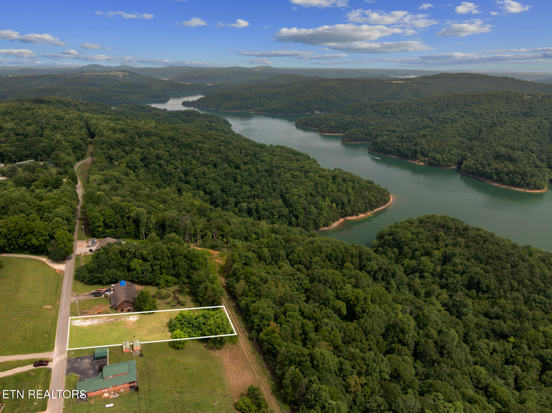 976 Livingston Boat Dock Road Allons TN 38541