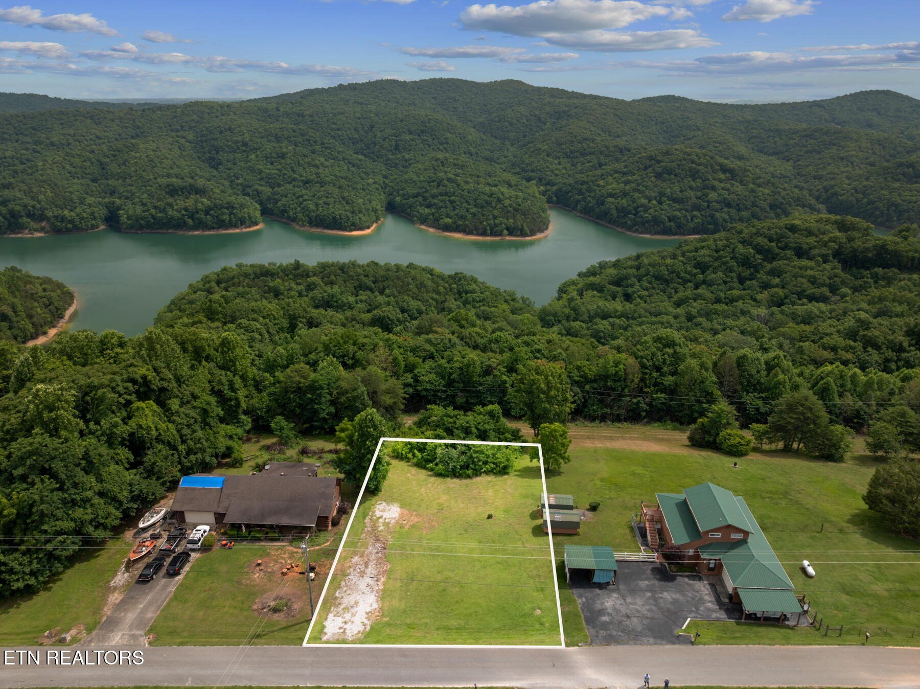 976 Livingston Boat Dock Road Allons TN 38541
