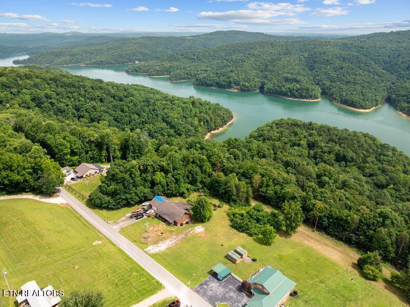 976 Livingston Boat Dock Road Allons TN 38541