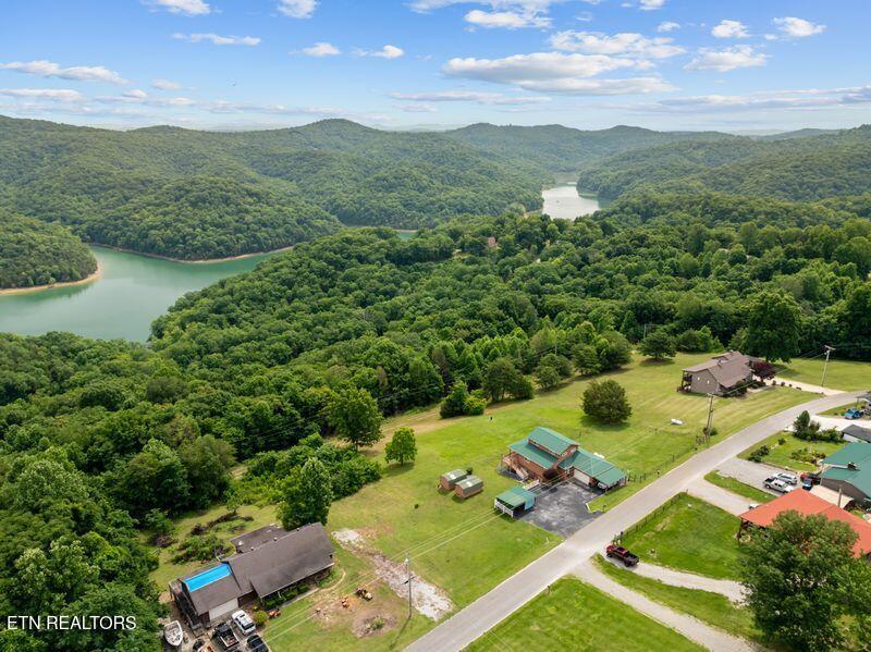 976 Livingston Boat Dock Road Allons TN 38541