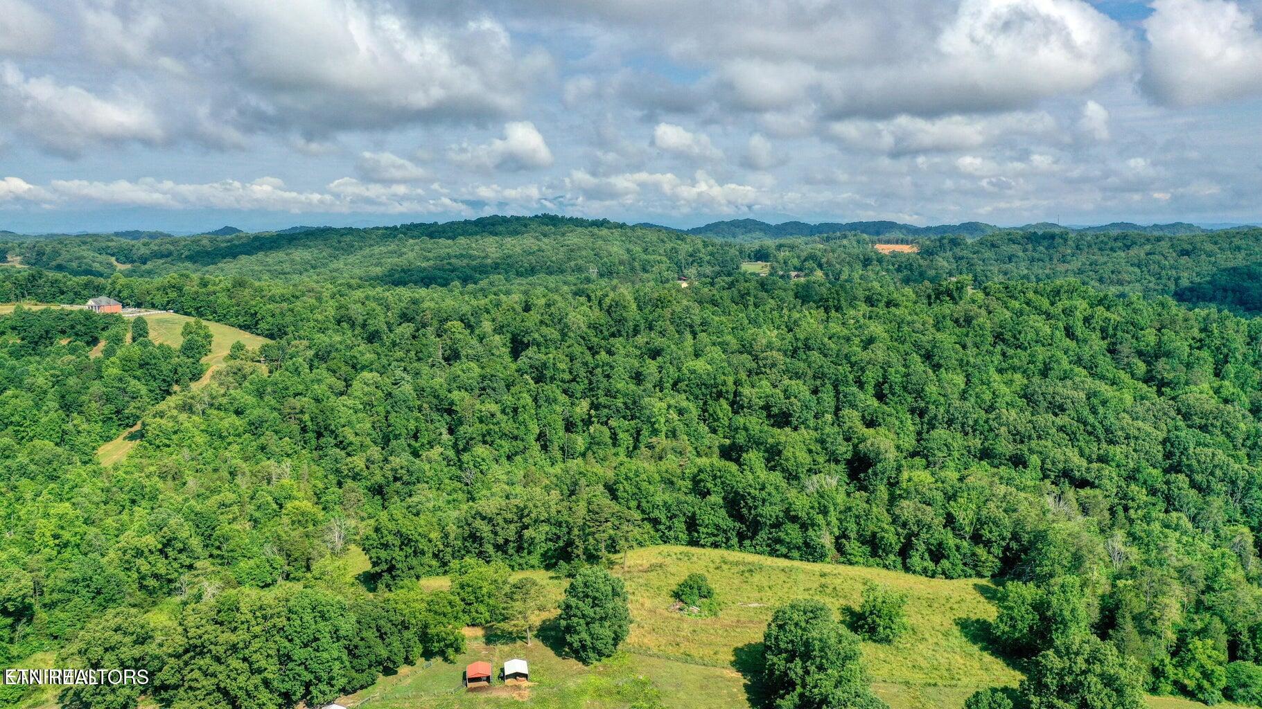 E Raccoon Valley Drive Heiskell TN 37754