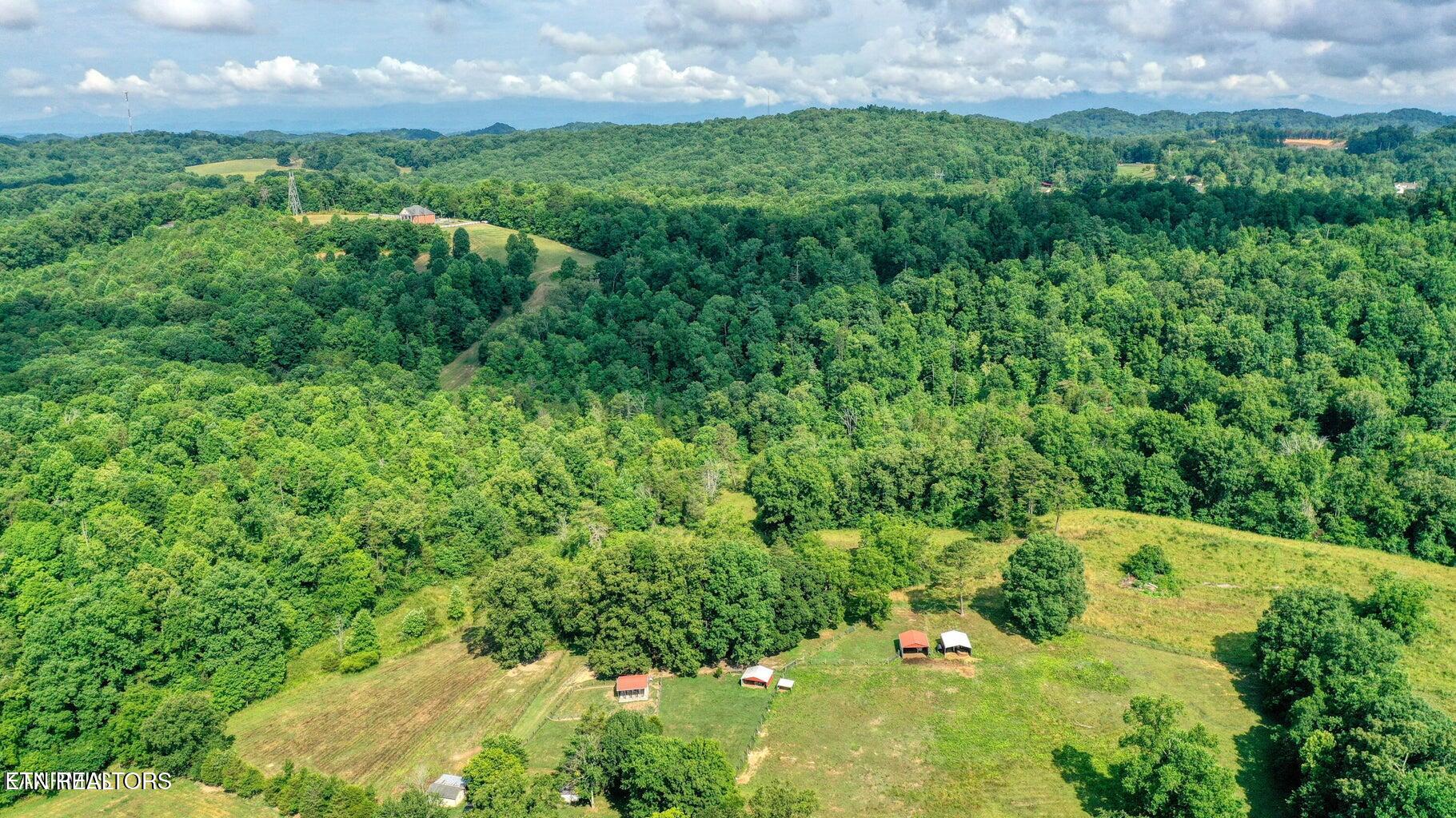 E Raccoon Valley Drive Heiskell TN 37754