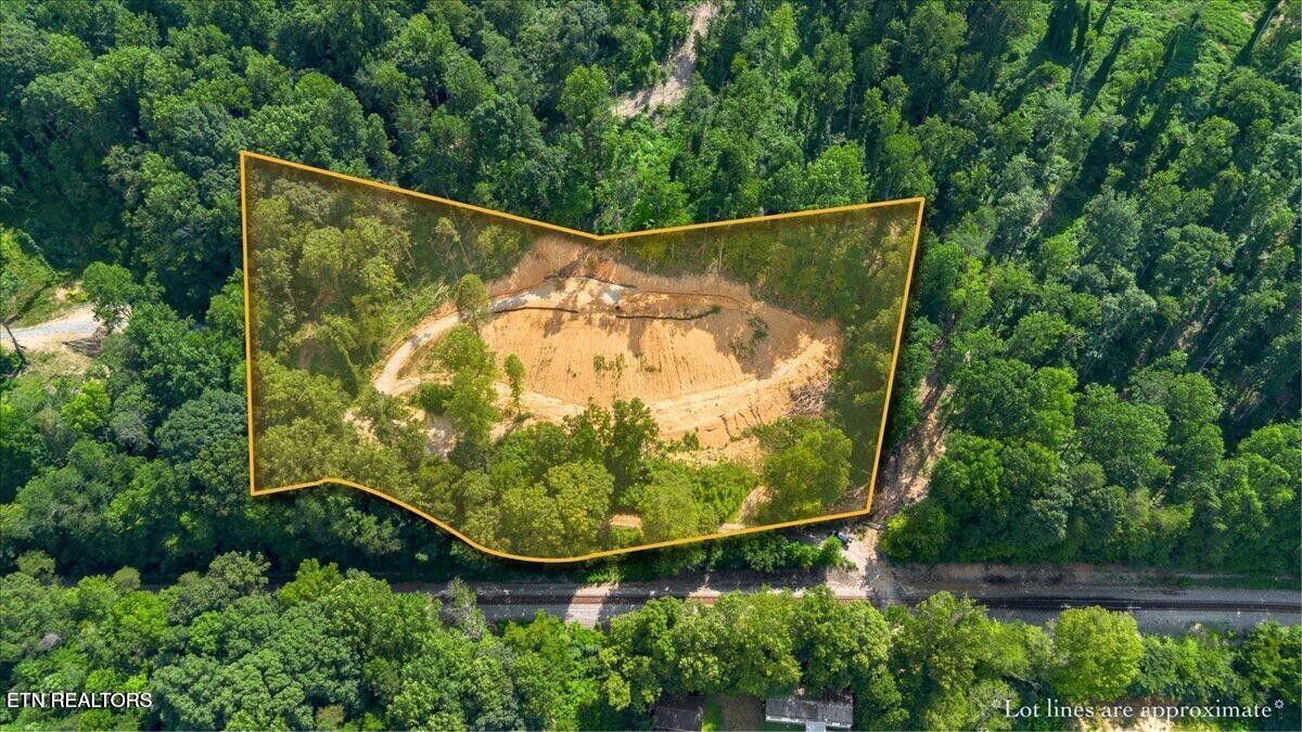 353 Walden Ridge Lane Caryville TN 37714