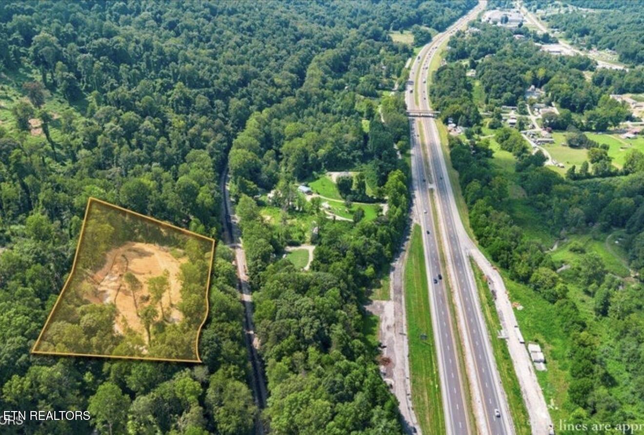 353 Walden Ridge Lane Caryville TN 37714