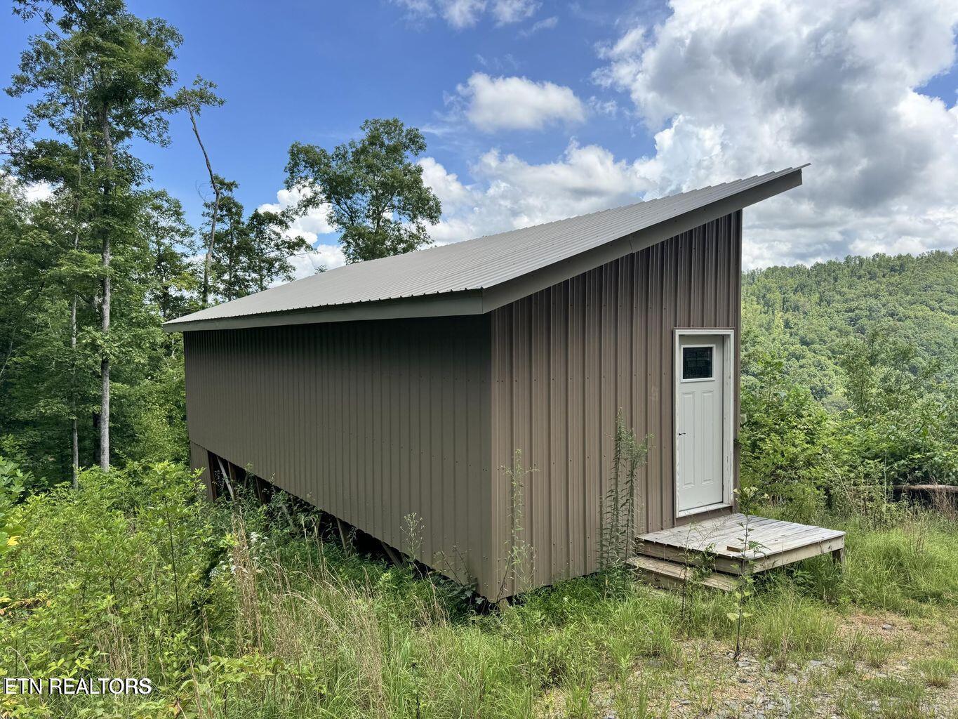 1291 Buck Lane Crawford TN 38554