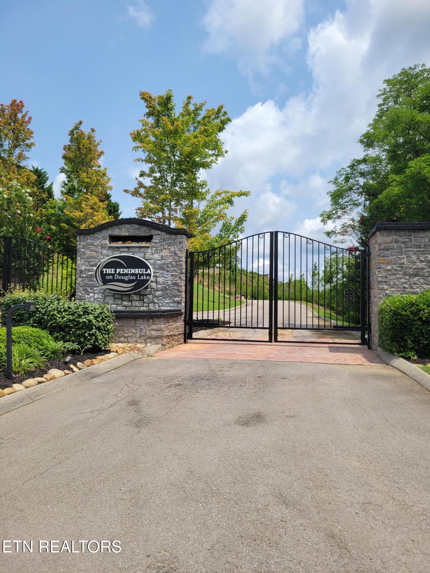 Bay View Point Sevierville TN 37876
