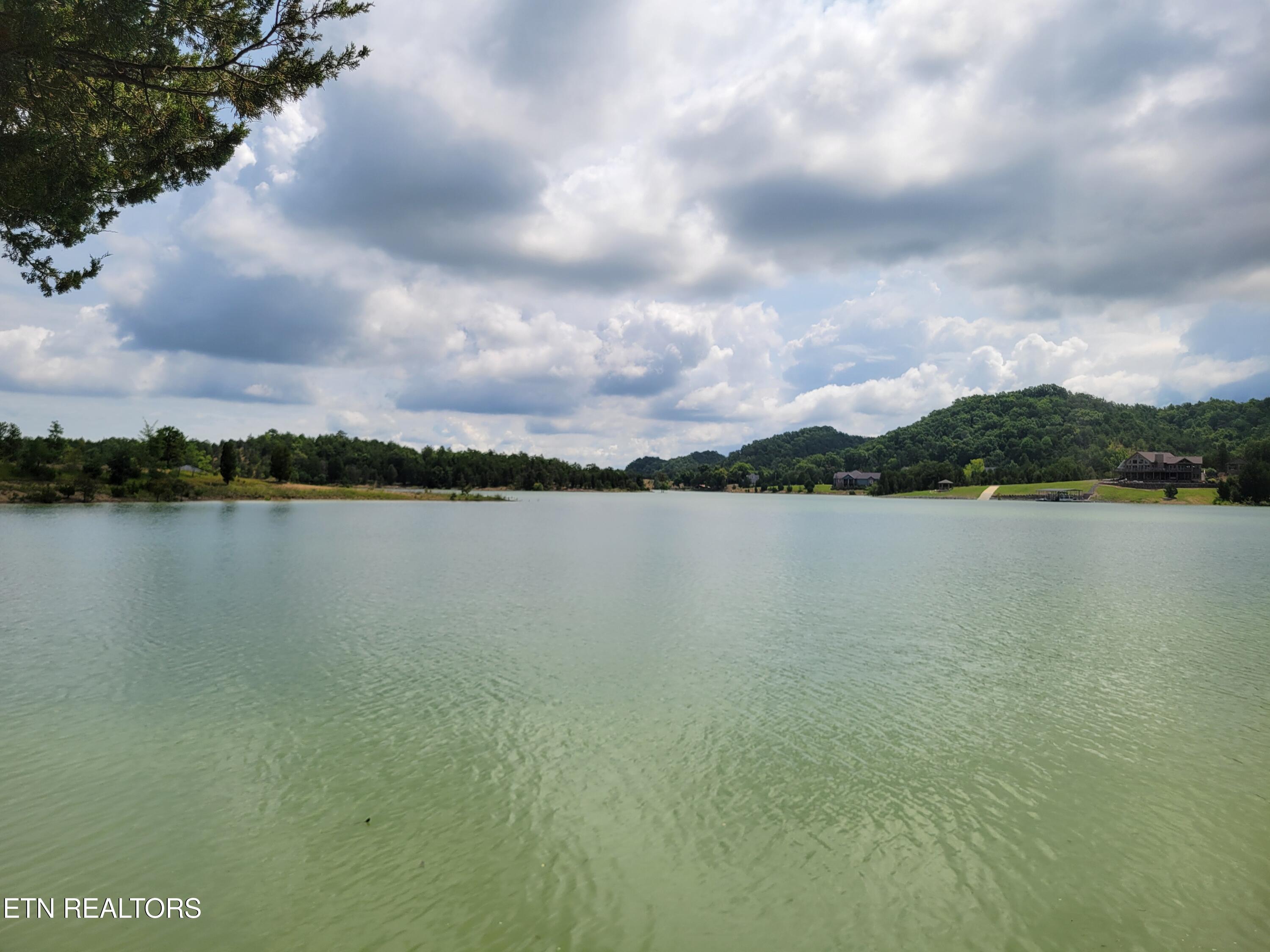 Bay View Point Sevierville TN 37876