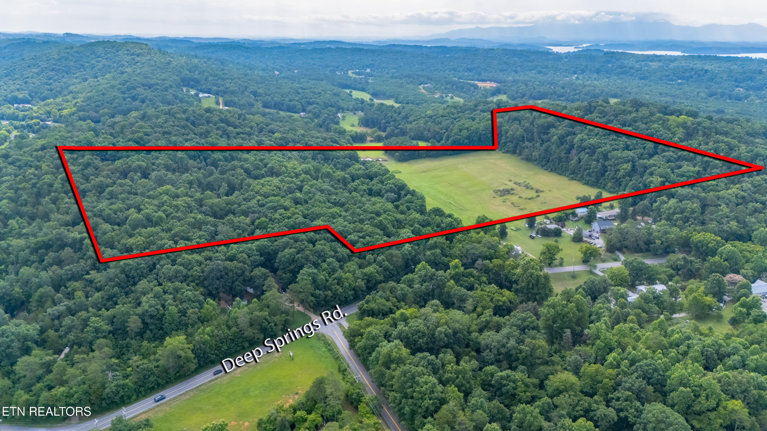 1246 Deep Springs Road Dandridge TN 37725