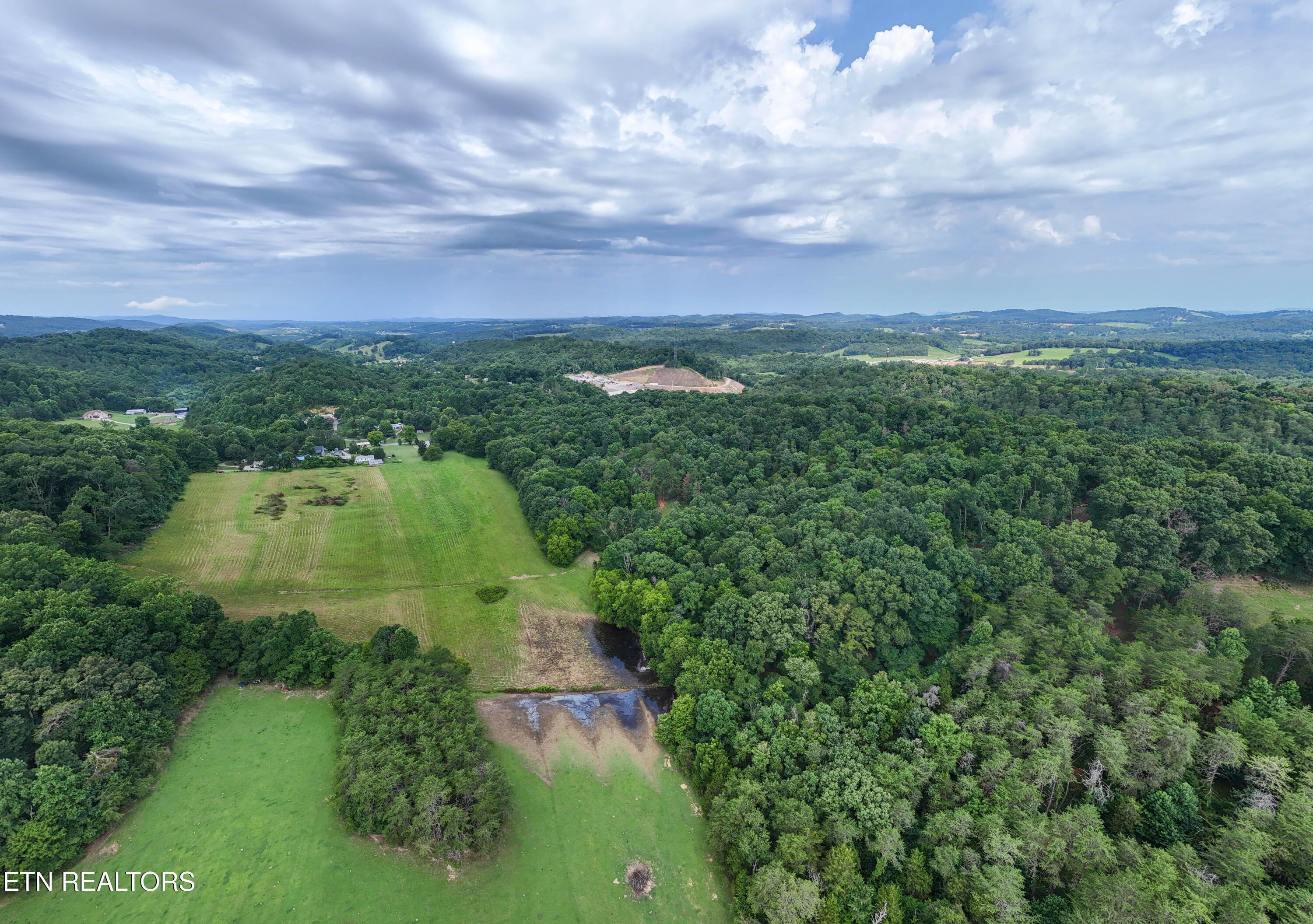 1246 Deep Springs Road Dandridge TN 37725
