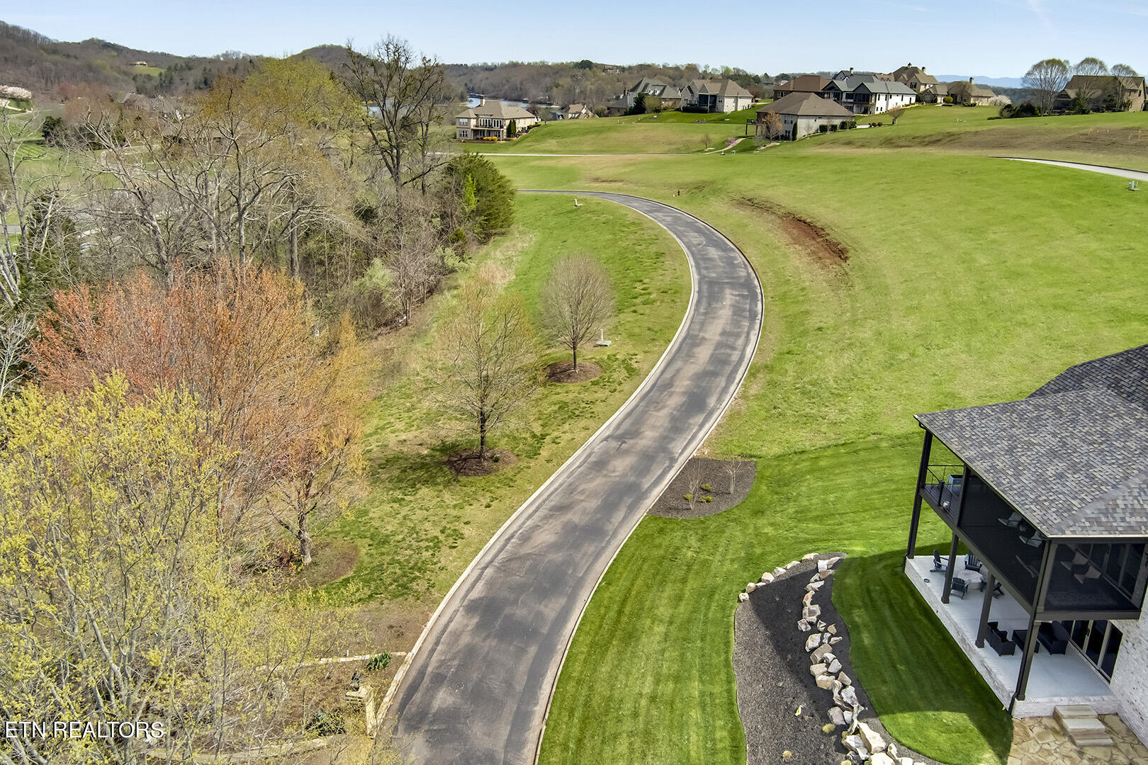 191 White Swan Drive Vonore TN 37885