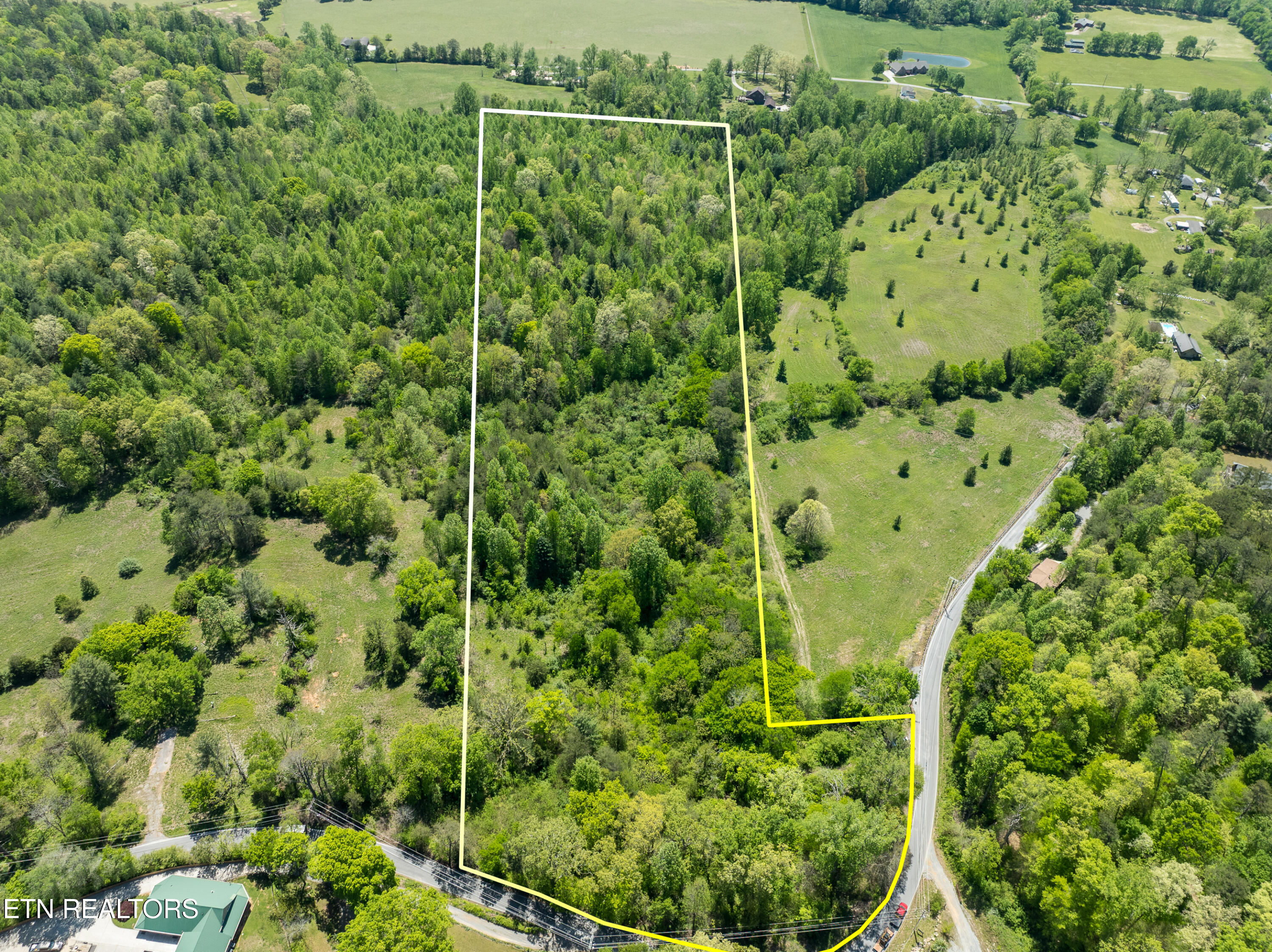 444 E Millers Cove Road Walland TN 37886