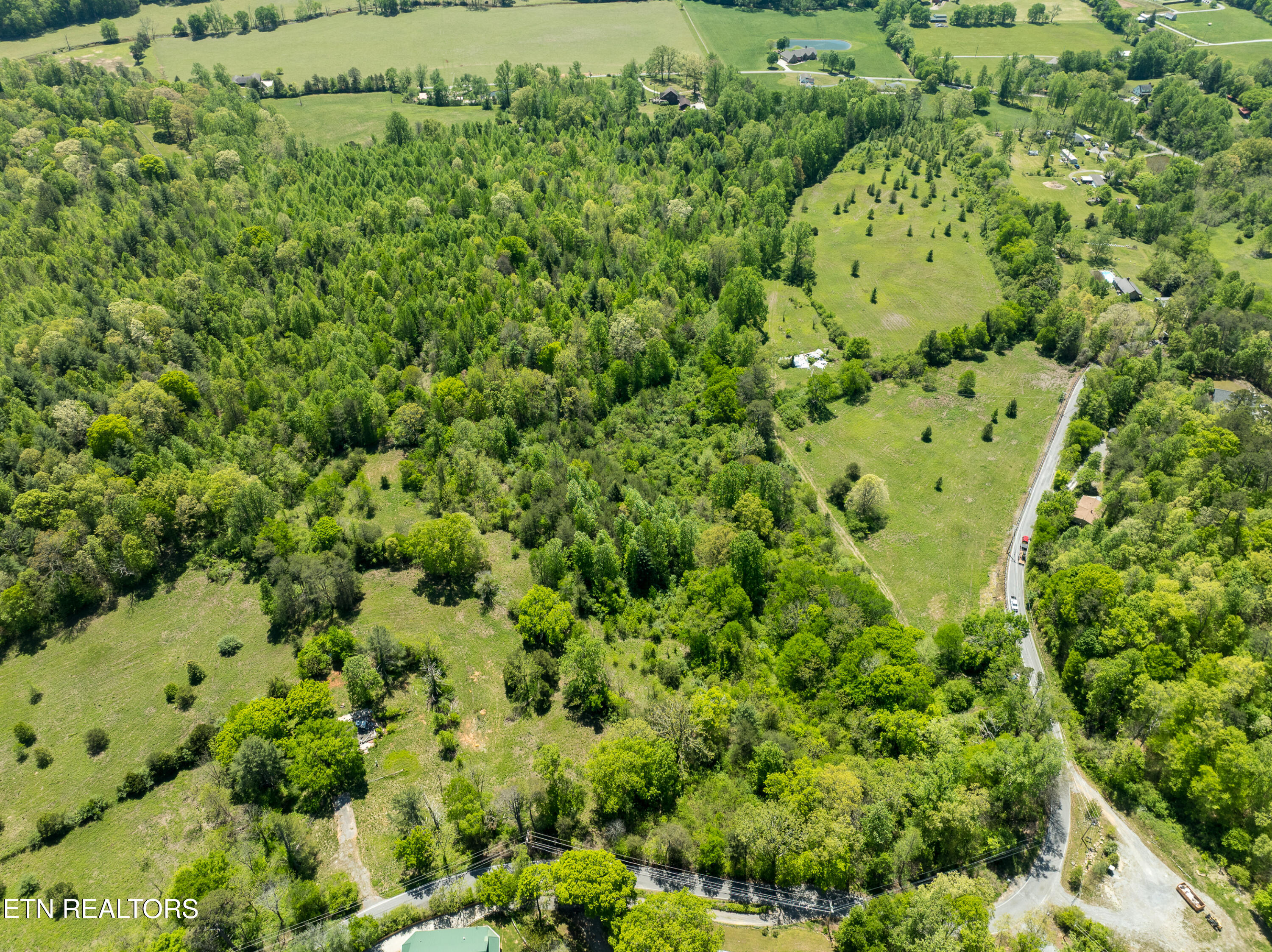 444 E Millers Cove Road Walland TN 37886