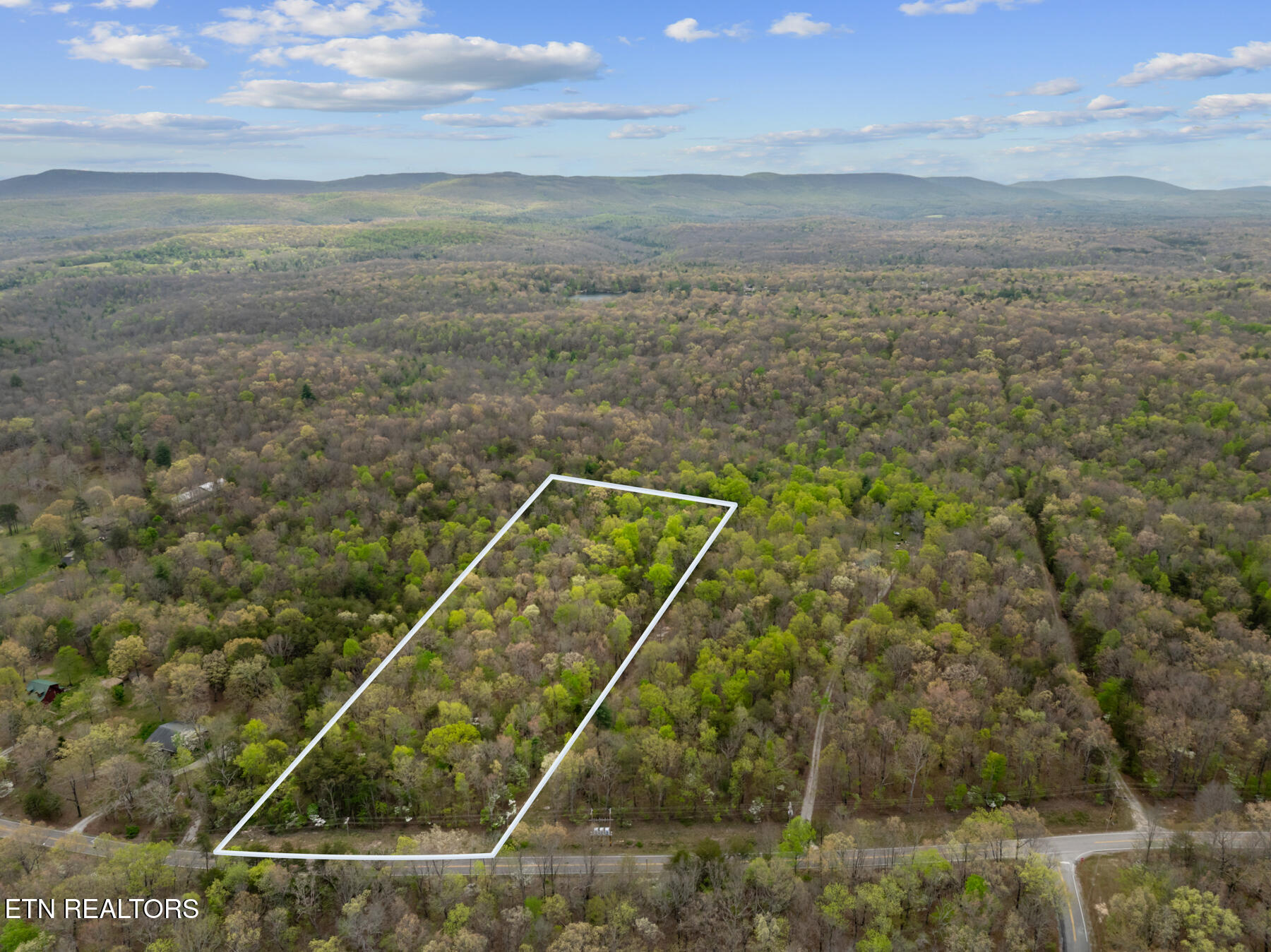 0 Peavine Road Crab Orchard TN 37723