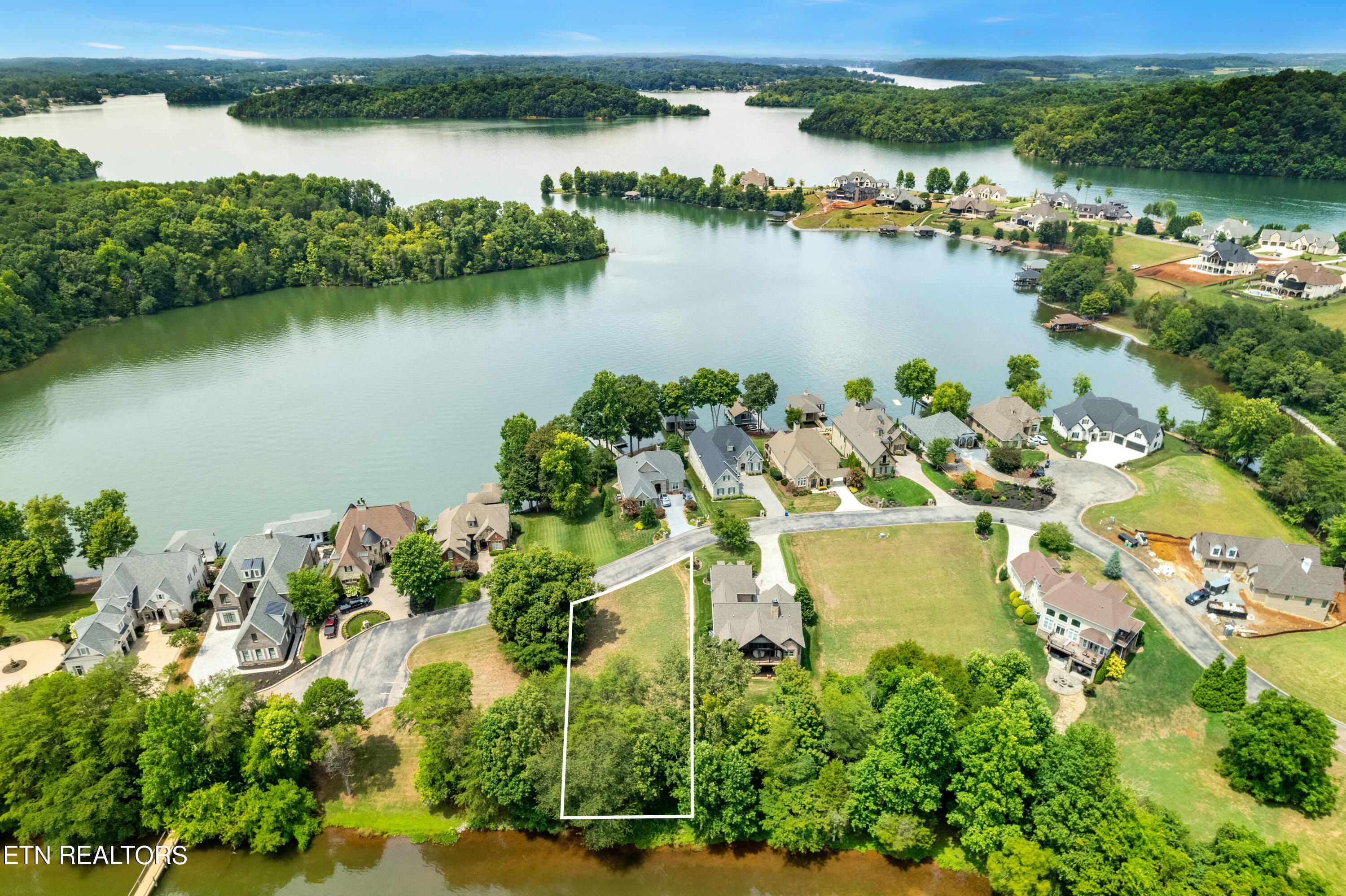 1671 Rarity Bay Parkway Vonore TN 37885
